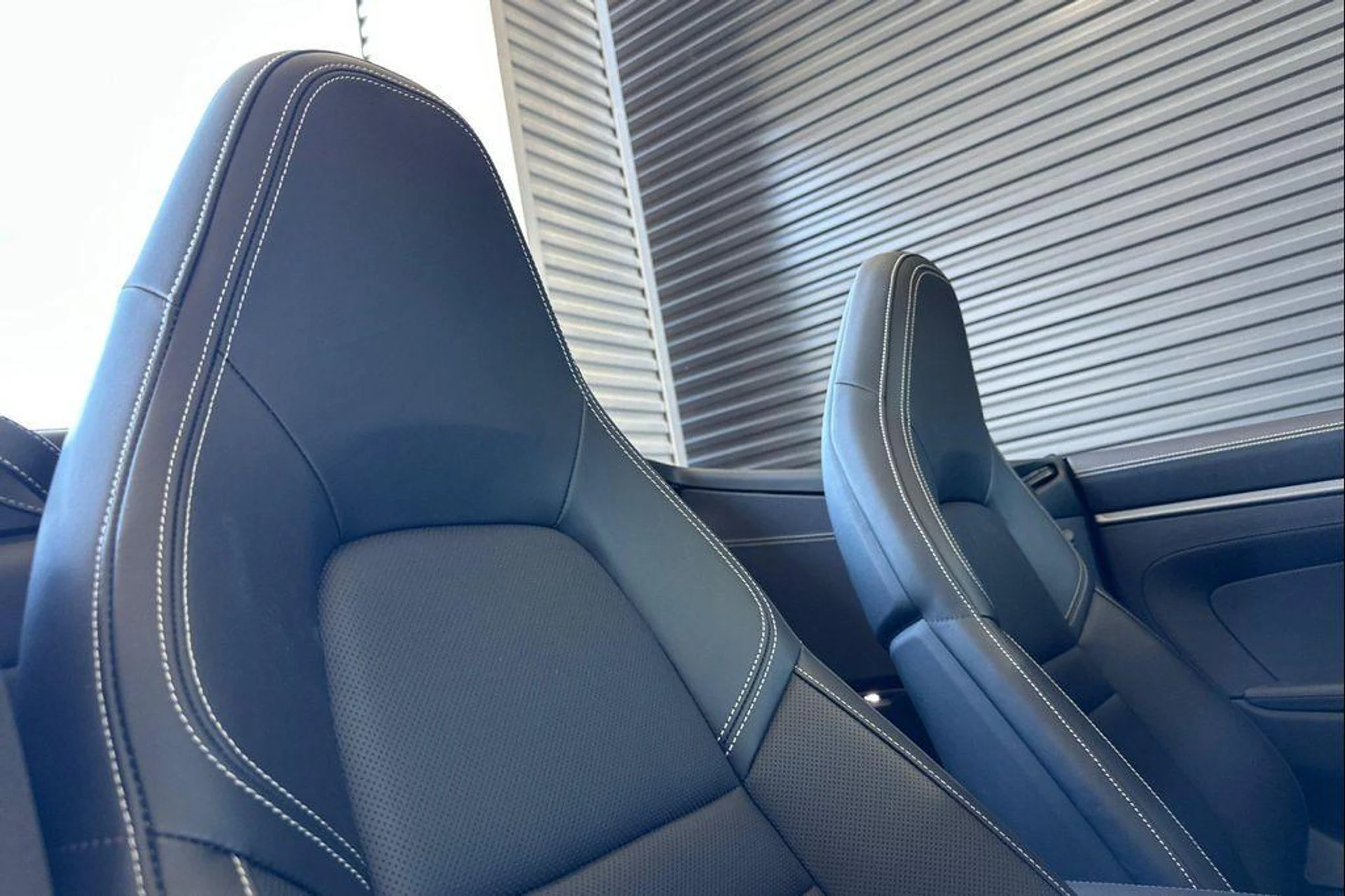 mph018_766707312_X_UT_Osqp0z6eu3s6_YB_Sr_C_tlao_69b19ac826