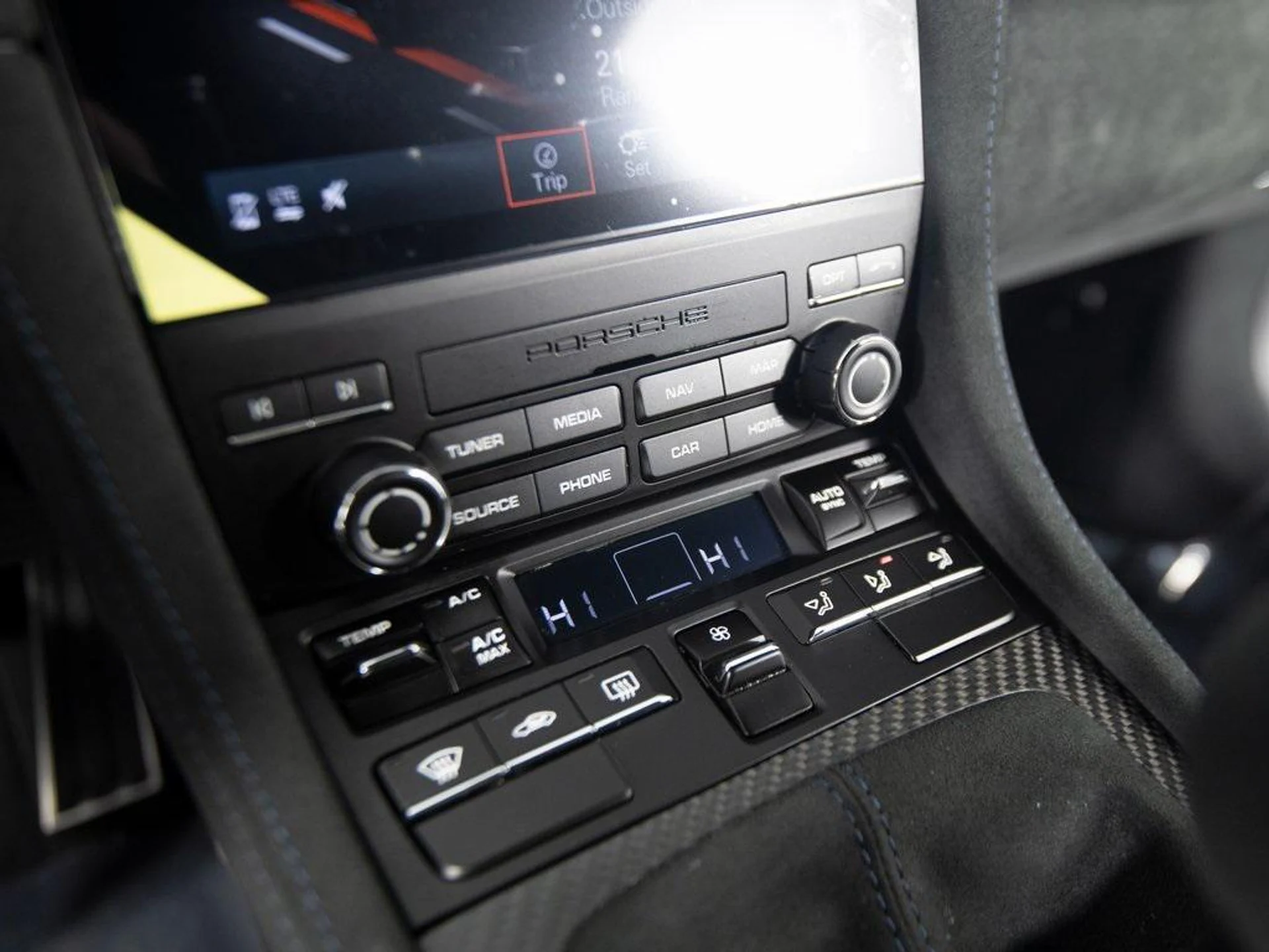 mph018_781800212_s_Gh_Z_Aj_SOH_v_NH_2z_HR_7_R_Vxa_h_KL_8_cd98be84c2