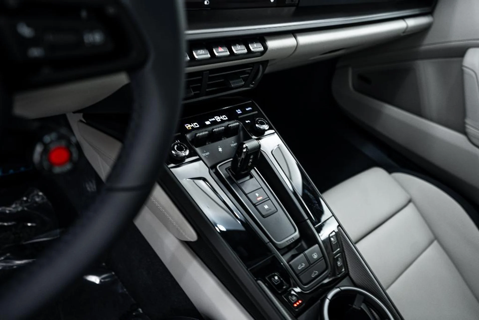 mph018_791034058_yr_ZK_Ad_O2vdon5xi_QFU_Js_F1b04sg_8c82ec2927