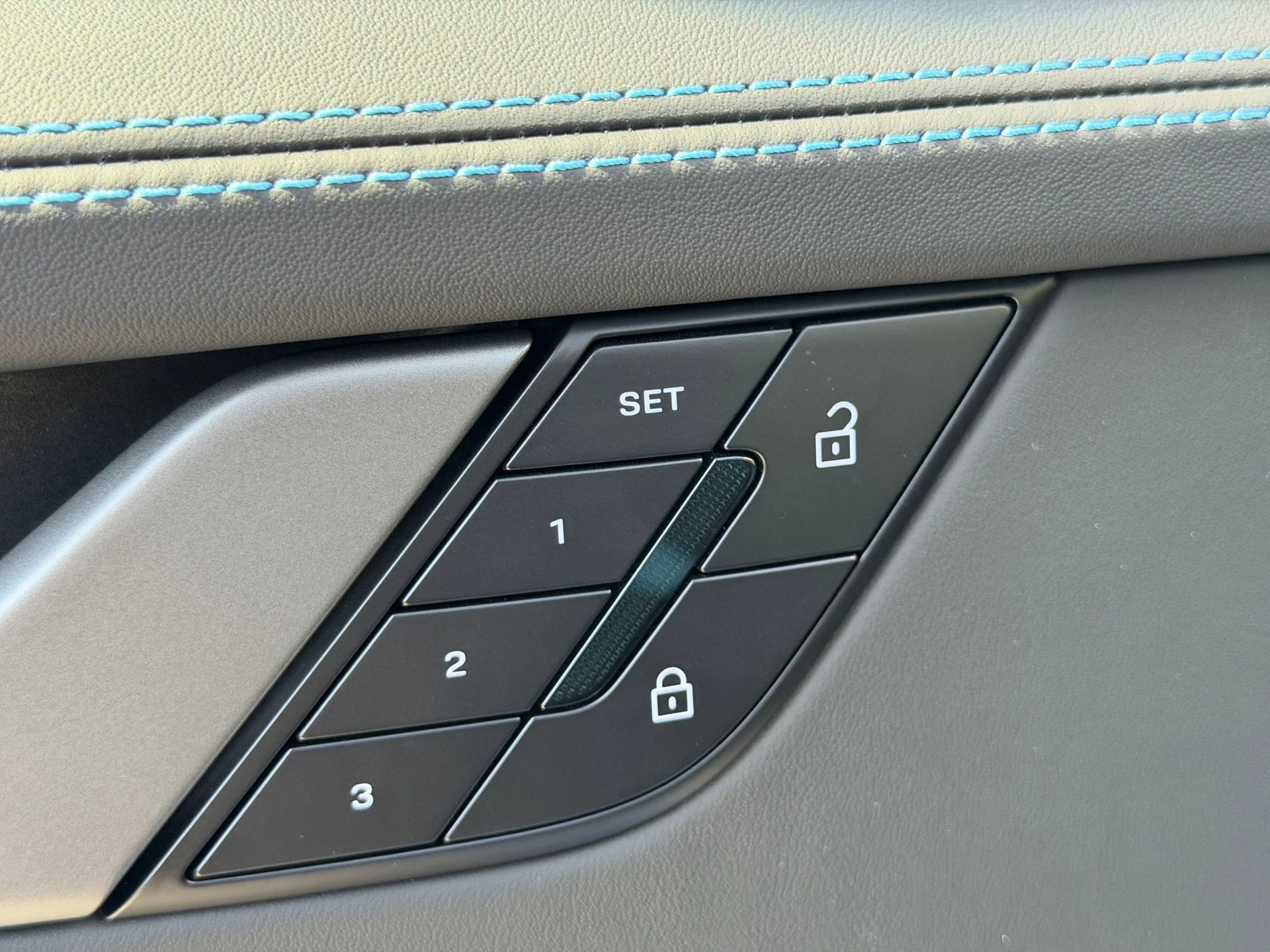 mph018_794317527_1b87c82c4f253138f638471f0c34e8bax_4480477254