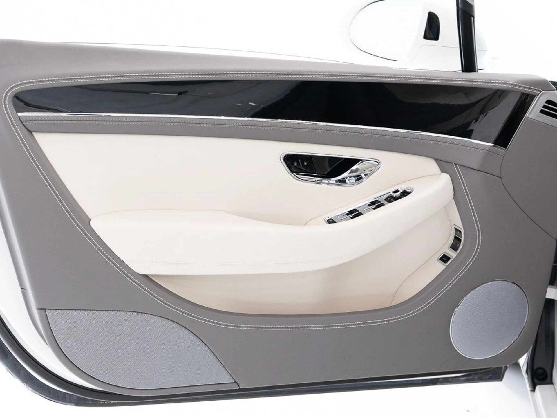 mph018_794539186_da1a4520373313b184590826a0c69c75_2e82b97676