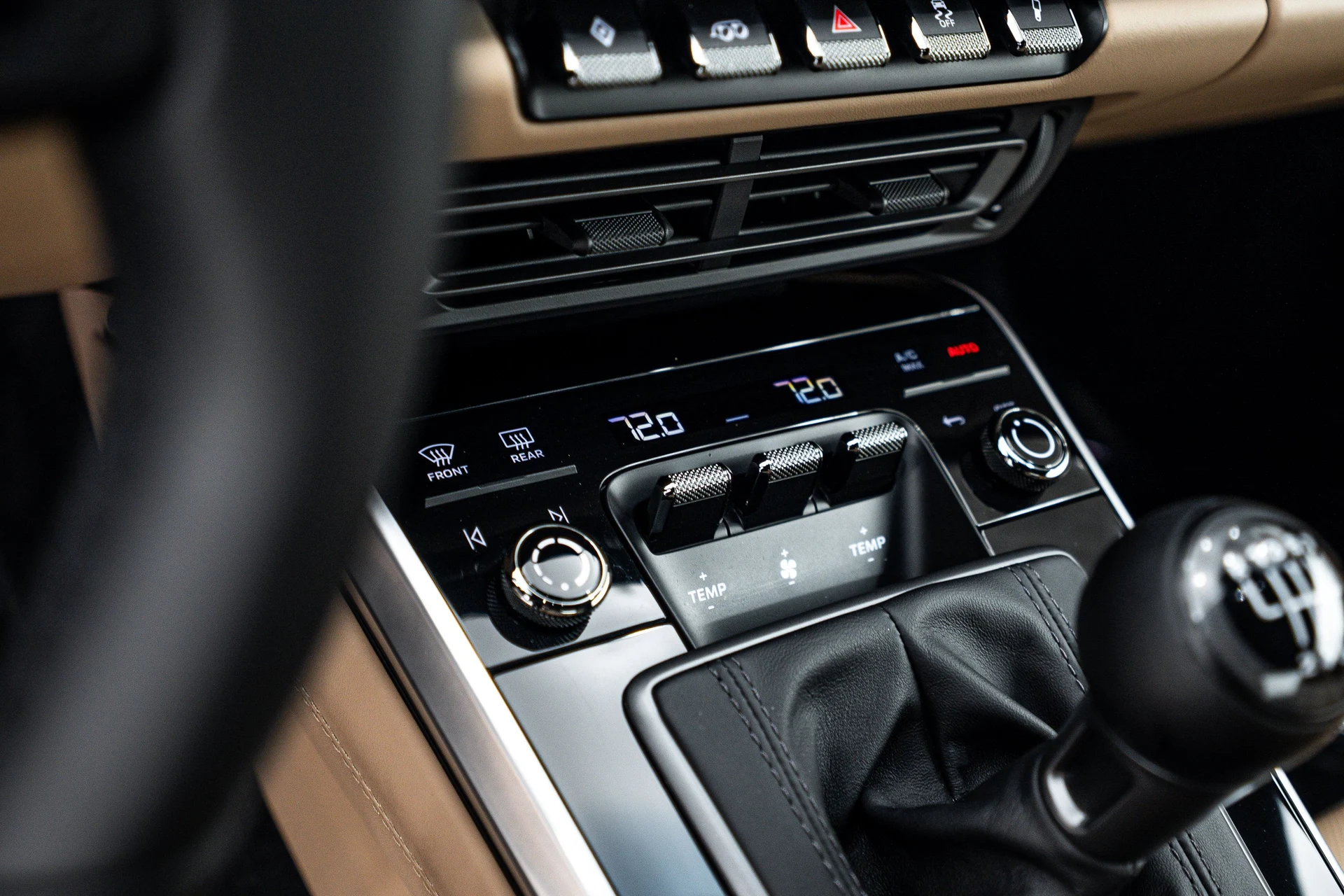 mph018_799232903_a1e08256825f789973820944e9b19e20_172b80a671