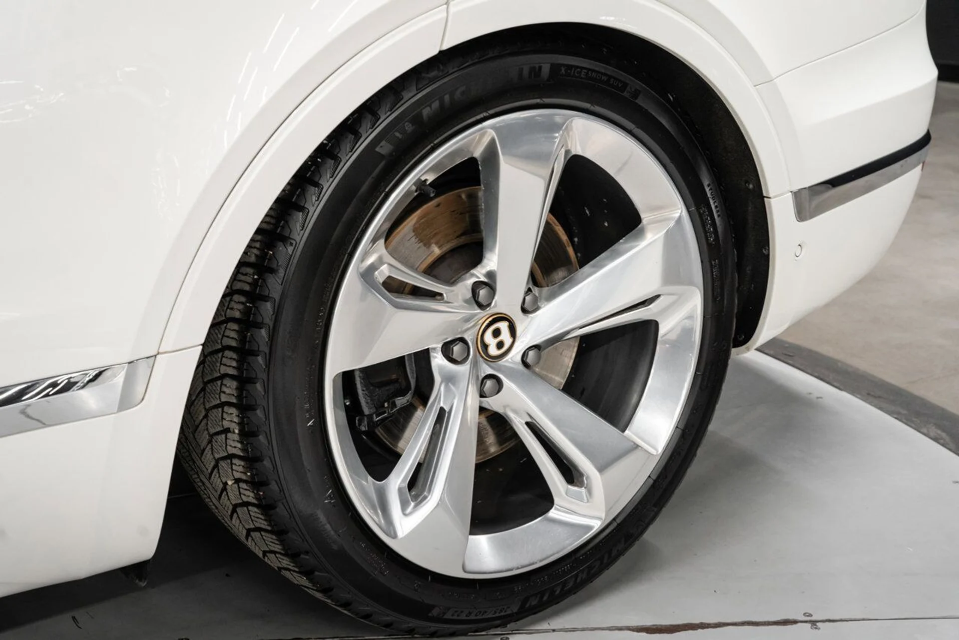 mph018_801828050_bentley_bentayga_2019_e846c39f14