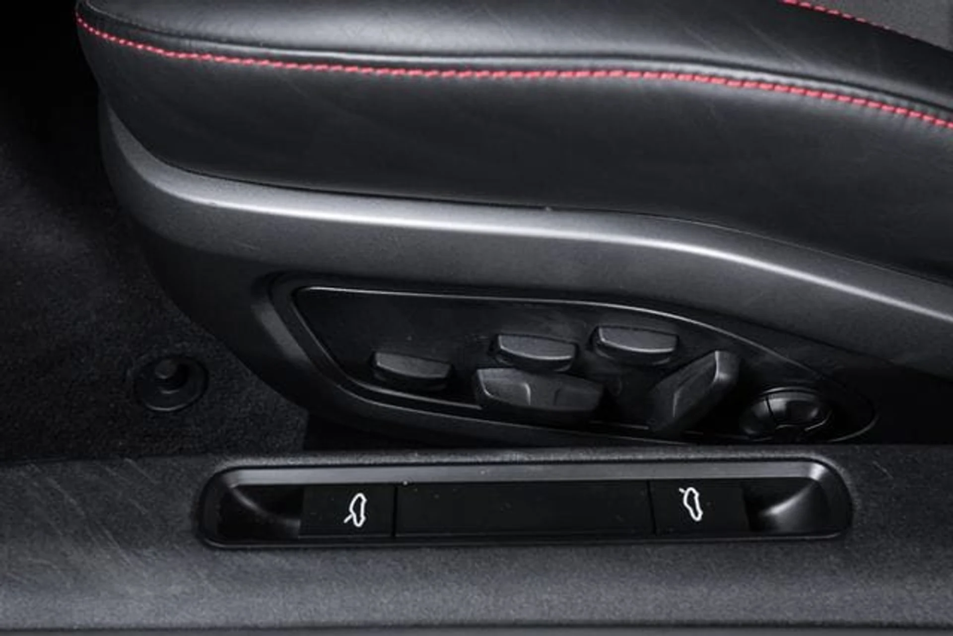 mph018_803494925_7e9cf3b51ca370730492d752322aa125x_a43bf39eed