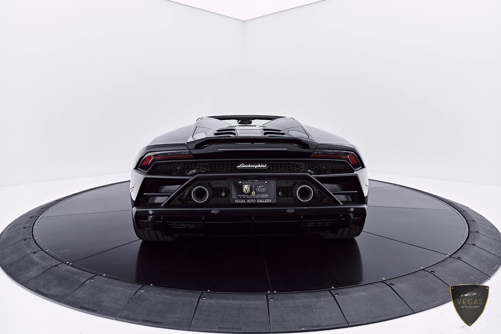 mph018_805248653_Used_2024_Lamborghini_Huracan_EVO_Base_1783505076_977aa38ea7