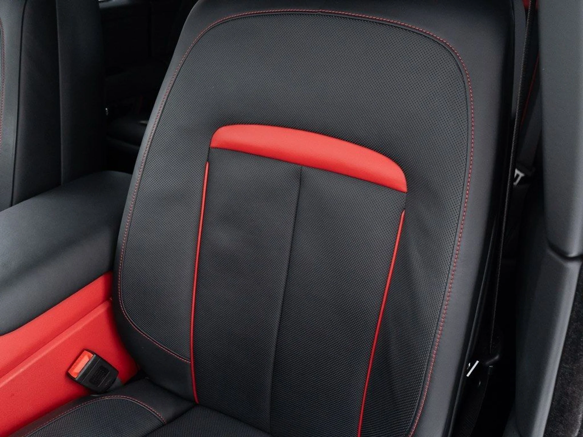 mph018_809775081_28ed8cbc26653830b62d345288d38b47_5d00d2c2f7