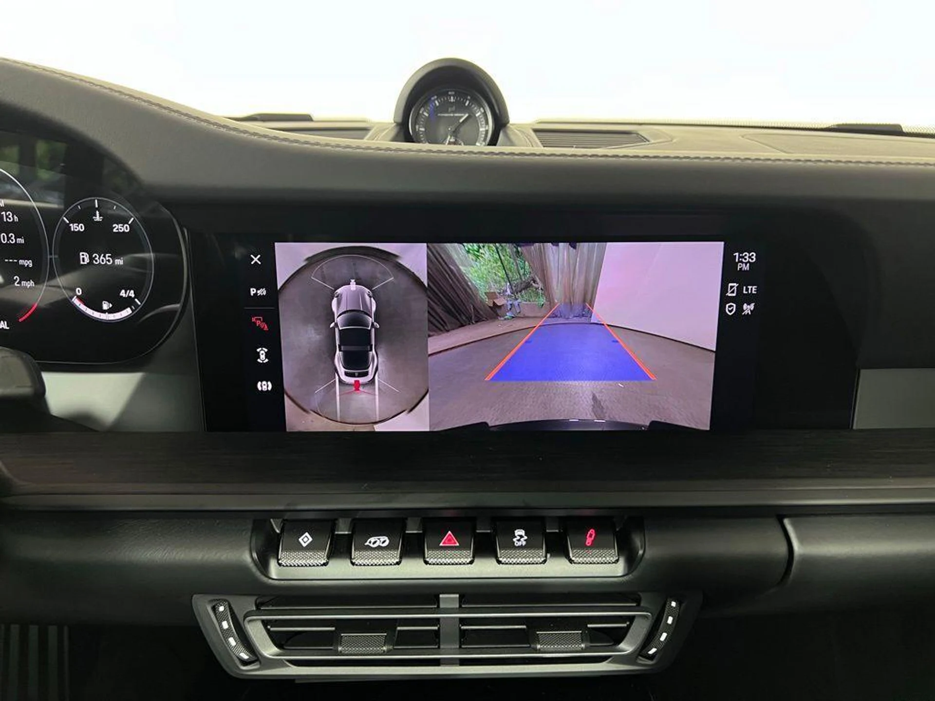 mph018_810403971_tqx_N4_E1y_W5x_Dd0d_IR_Uk5_NP_Khb8_11ac32c79b