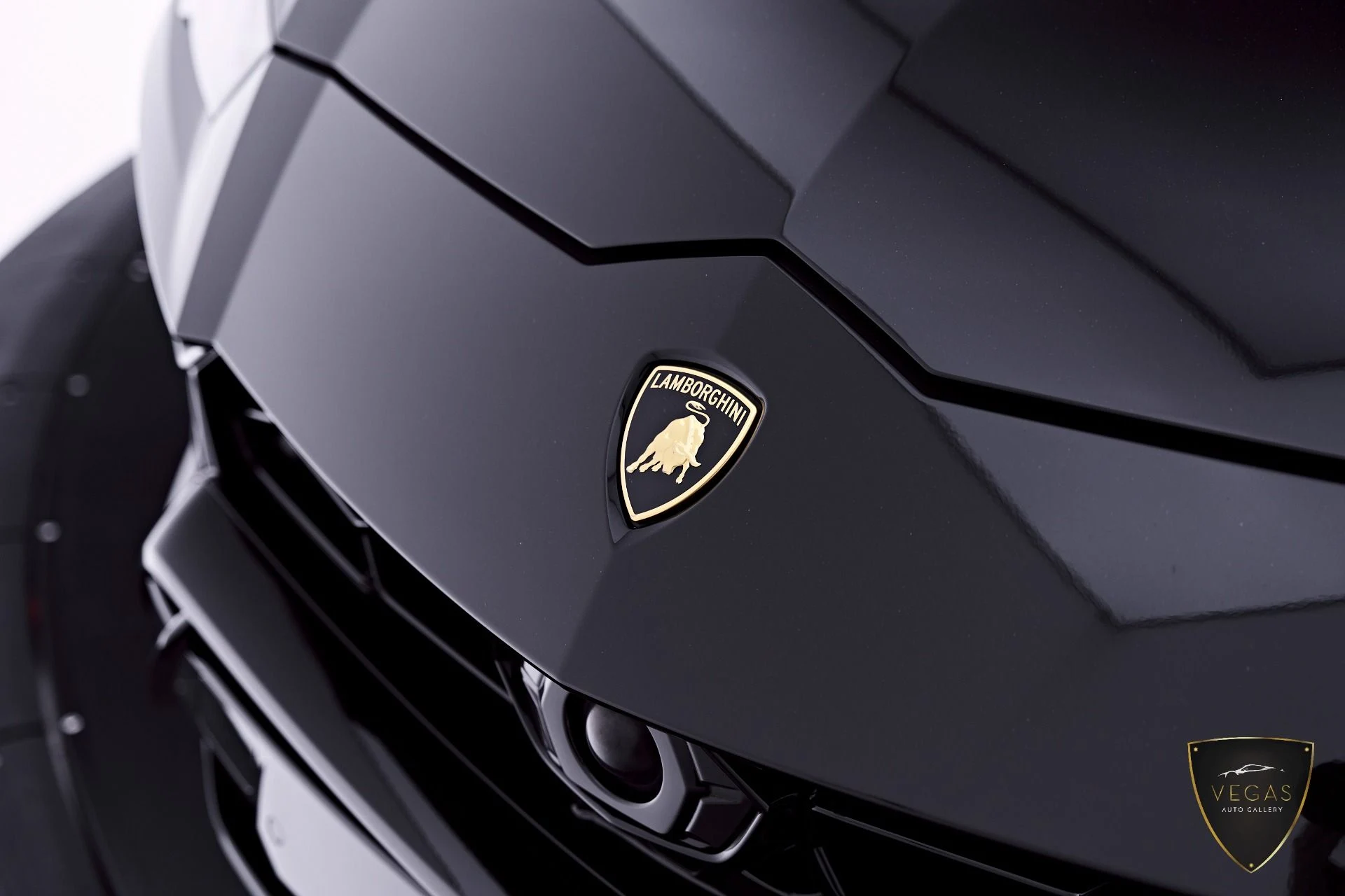 mph018_811914752_Used_2022_Lamborghini_Urus_1782338928_cd3f64852a