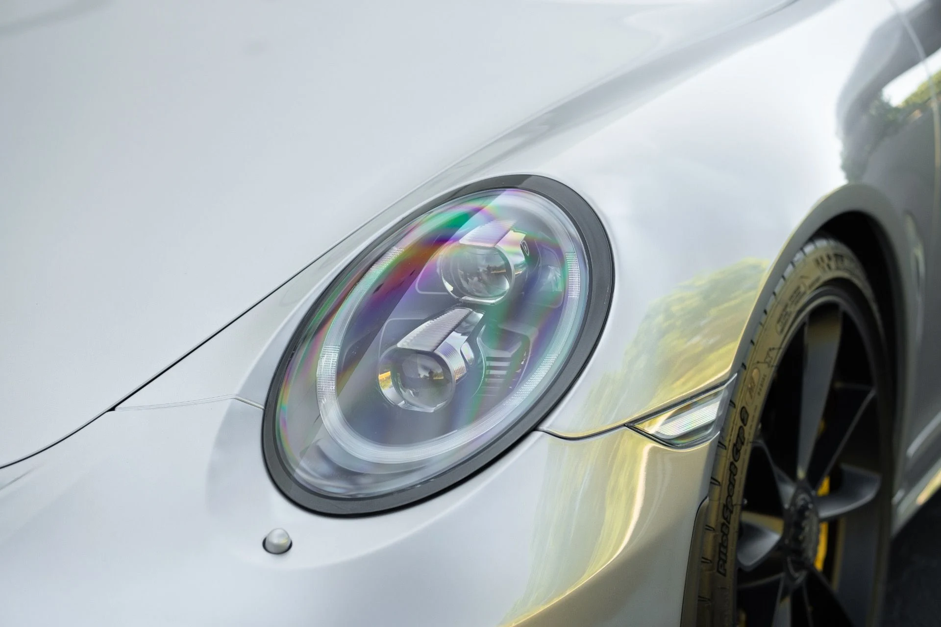 mph018_811973862_Used_2018_Porsche_911_GT_3_1761946041_8794551013