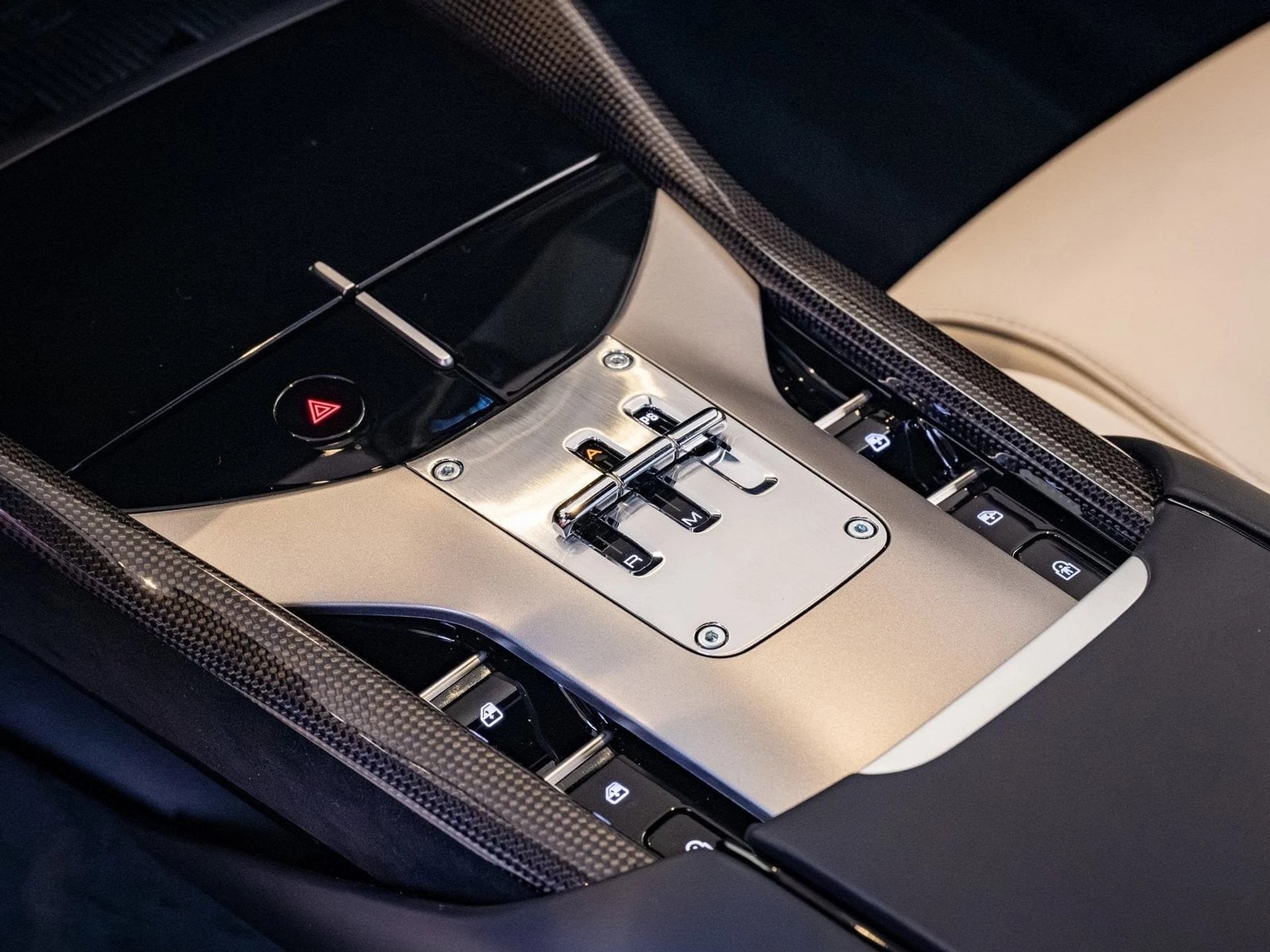 mph018_815429197_19_f49cf3a996