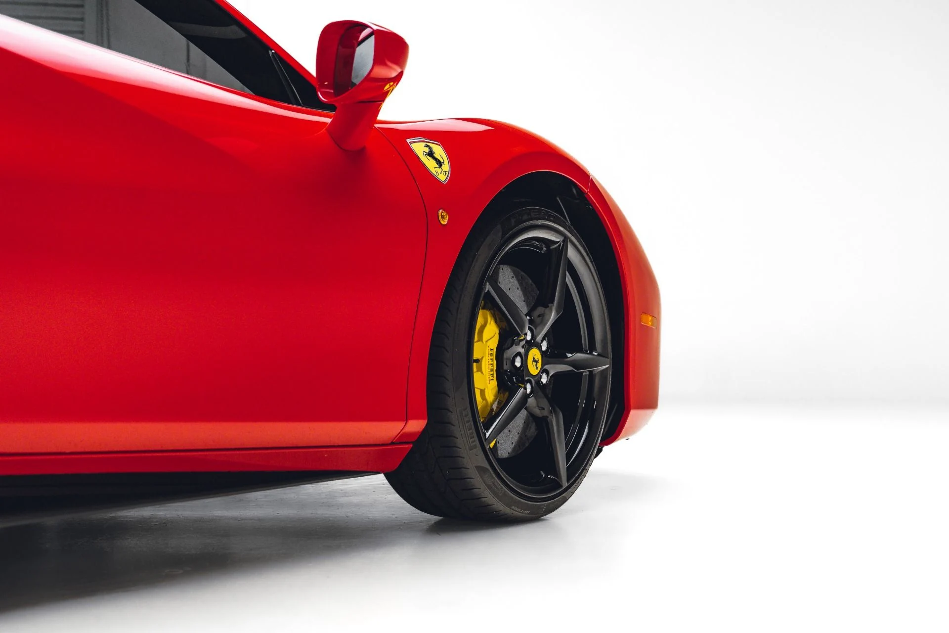 mph018_819138744_Used_2017_Ferrari_488_GTB_1781799288_d5b3d2eb55