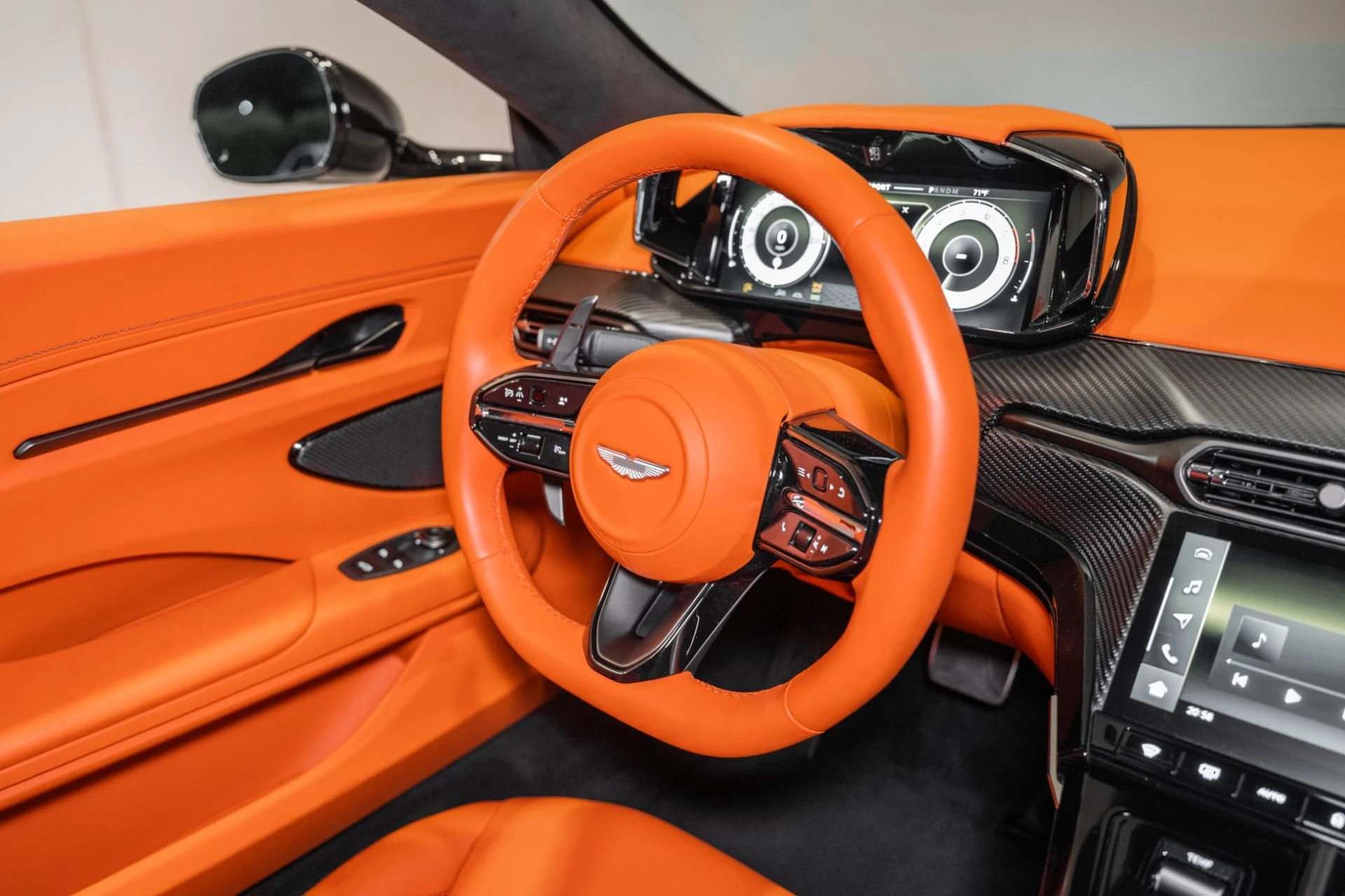 mph018_820913728_Used_2026_Aston_Martin_Vantage_S_1778492725_750f67f0a0