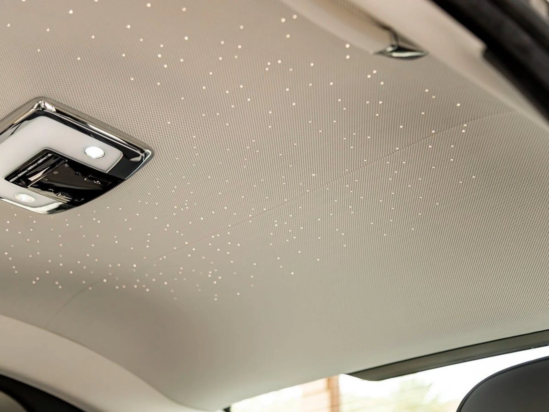 mph018_831620907_19_e7998409f8