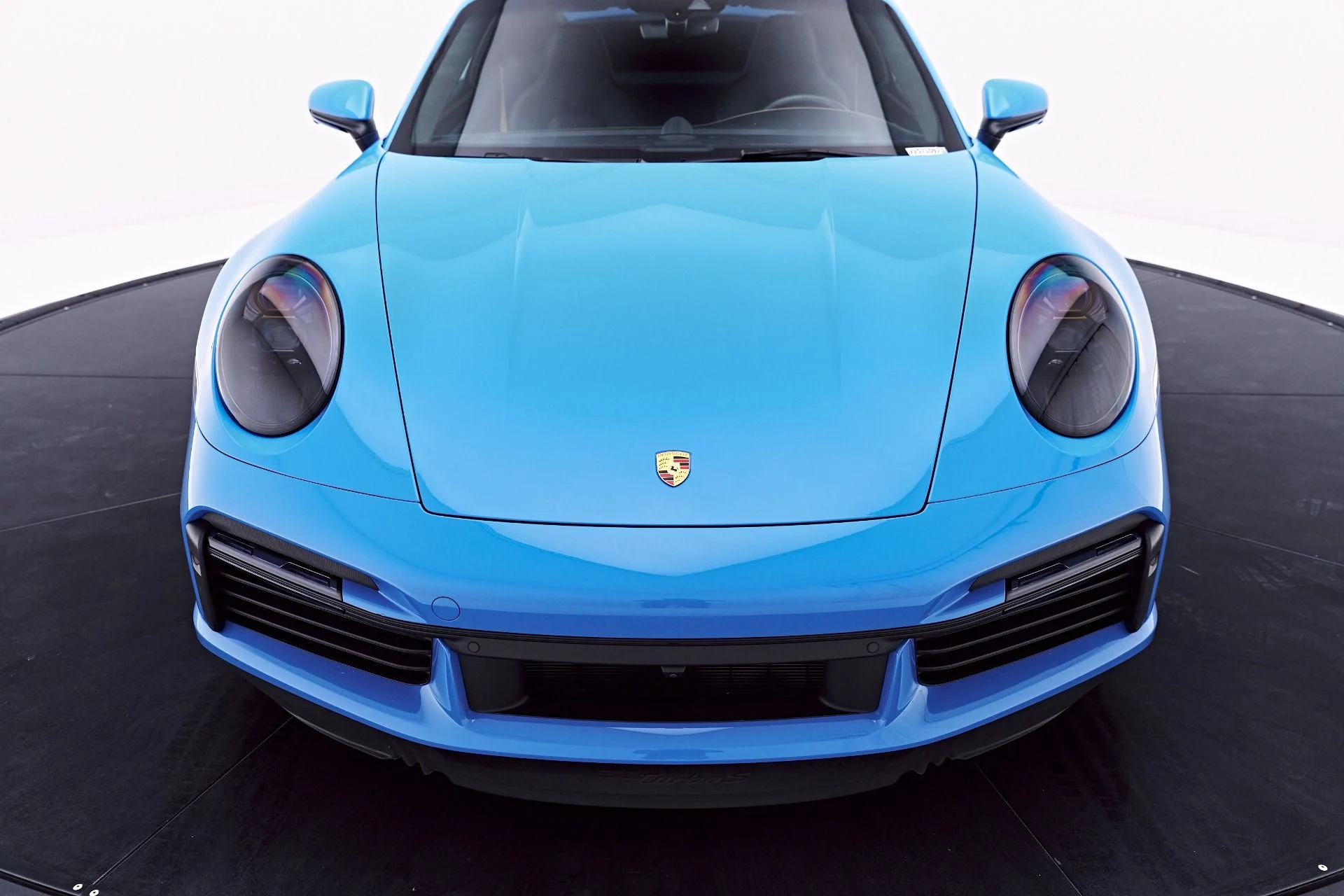 mph018_833142617_Used_2023_Porsche_911_Turbo_S_1777508488_9f44ddfe98