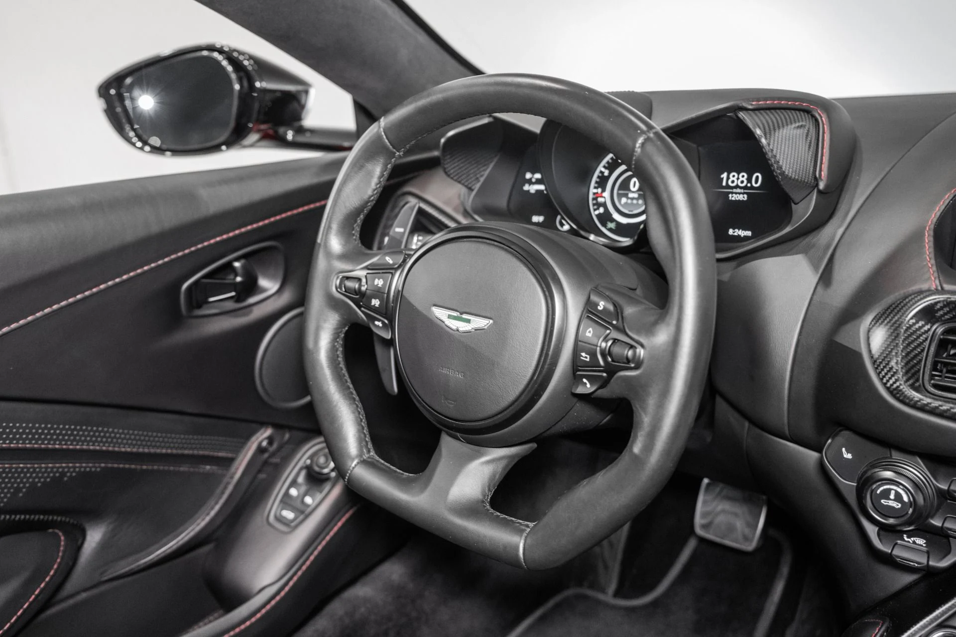 mph018_833386657_Used_2023_Aston_Martin_Vantage_V8_1772854371_e880a181b3