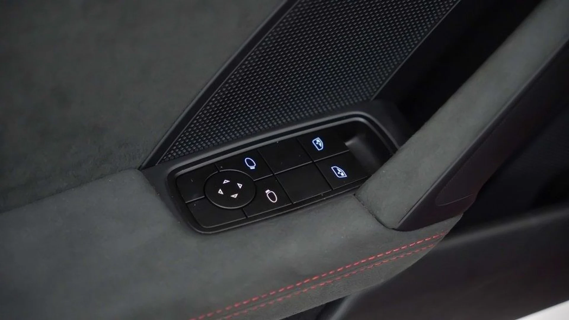 mph018_833397154_826aab78807cdfa24d81862cf8f0be80x_f19cc07b0e