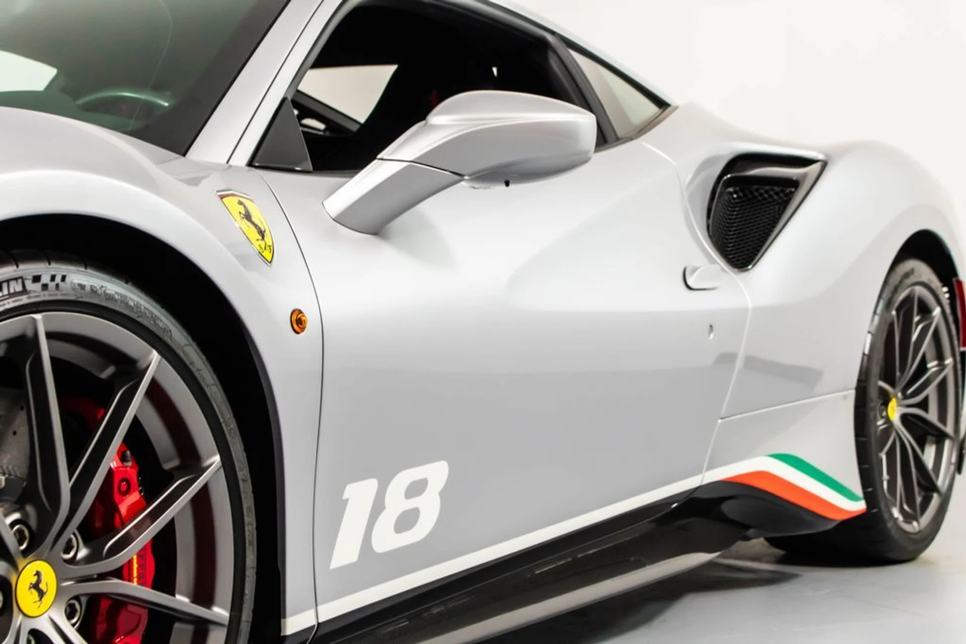 mph018_83764121_9c1a8127724eb6cc8d8ff233359c1ae9x_3876d36f07