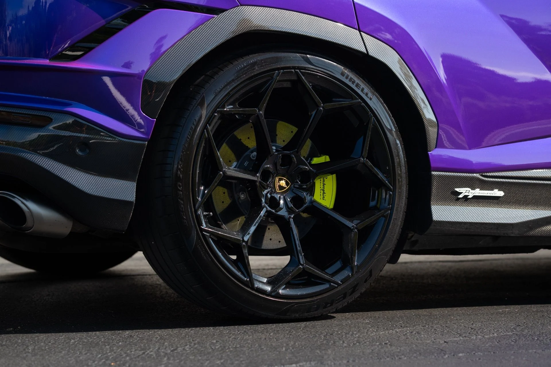 mph018_8481249_Used_2023_Lamborghini_Urus_Performante_1771690657_7c899df0ef