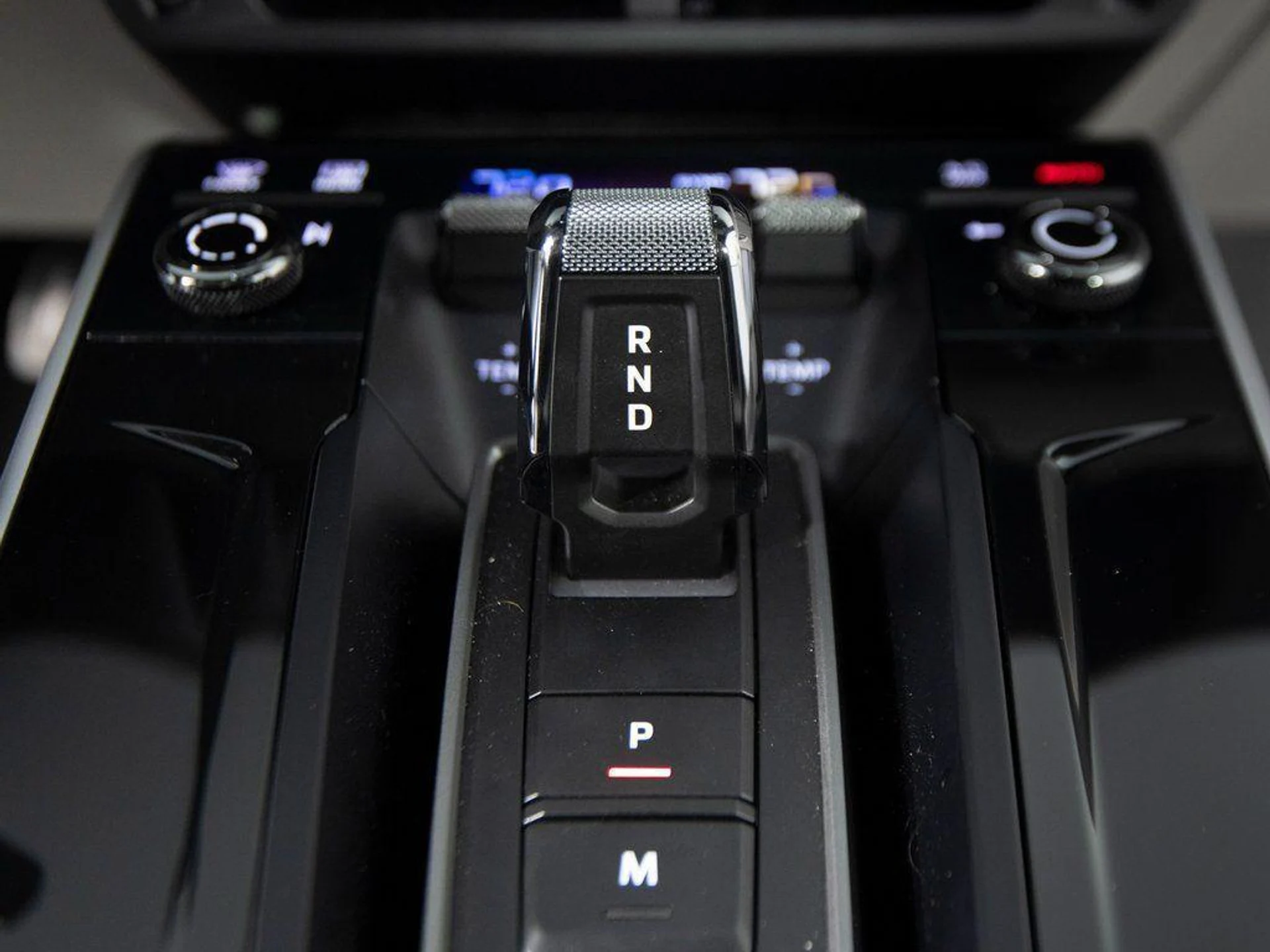 mph018_849093610_14e_P_Vf_CV_76its1w_RJS_Dgecht_Bks_b6a9768c95