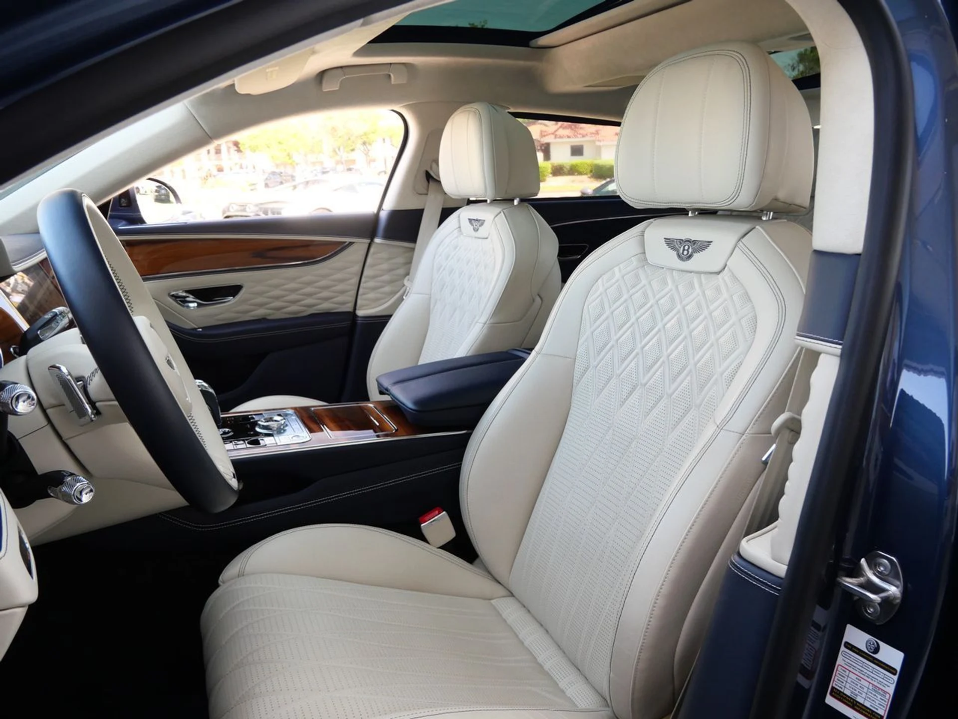 mph018_849919809_d09d3cfafe74e9741af94a96a5c0eed2x_6bebb0936d