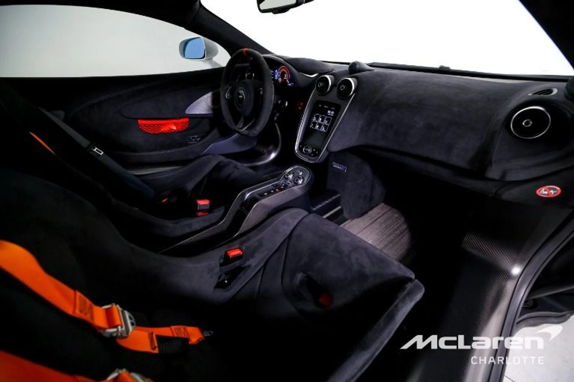 mph018_851134742_Used_2020_Mc_Laren_620_R_254db36727