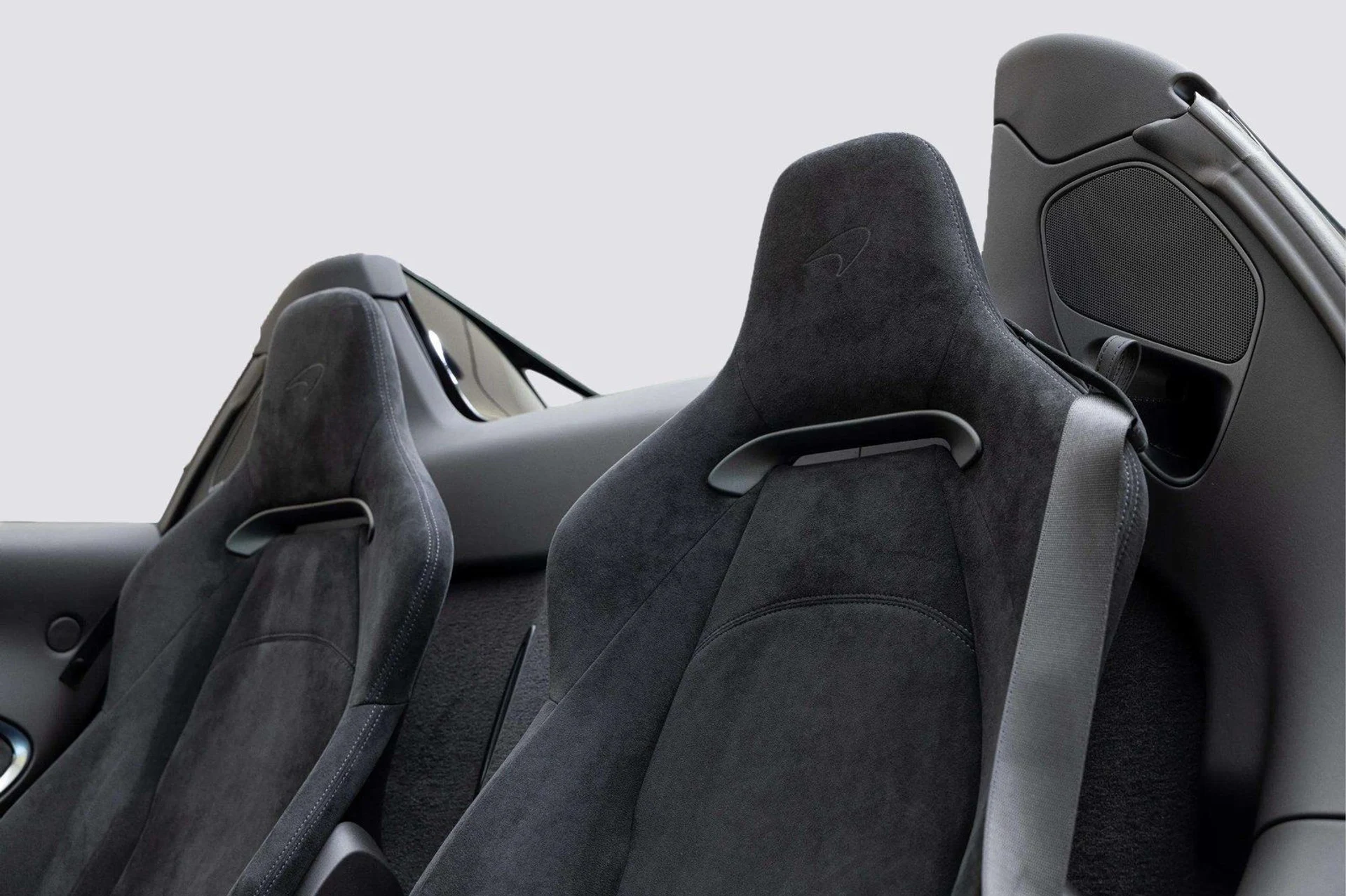 mph018_852986677_image_19_d0b7278a5c