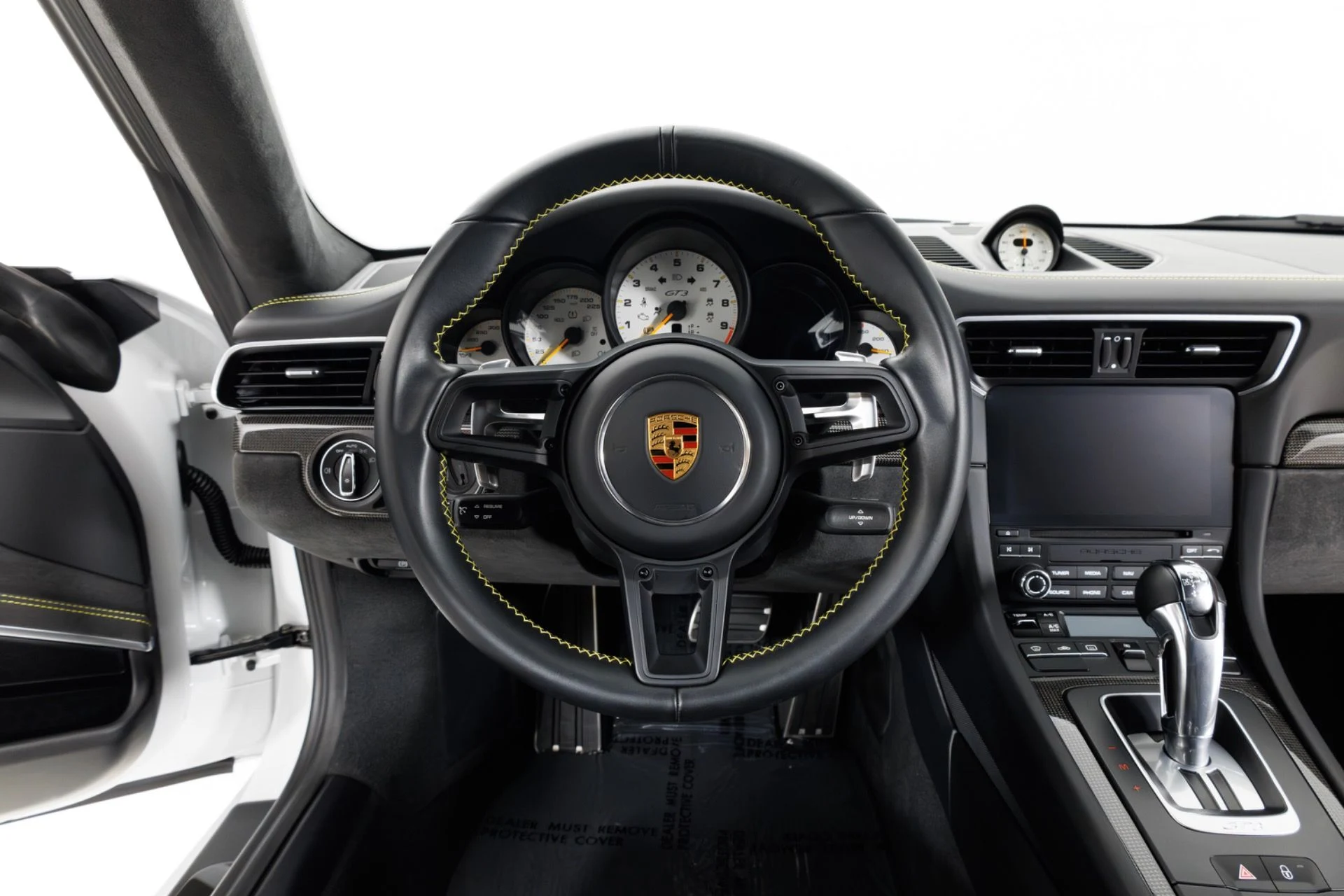 mph018_853619905_Used_2018_Porsche_911_GT_3_1782317496_0c5e7e8105