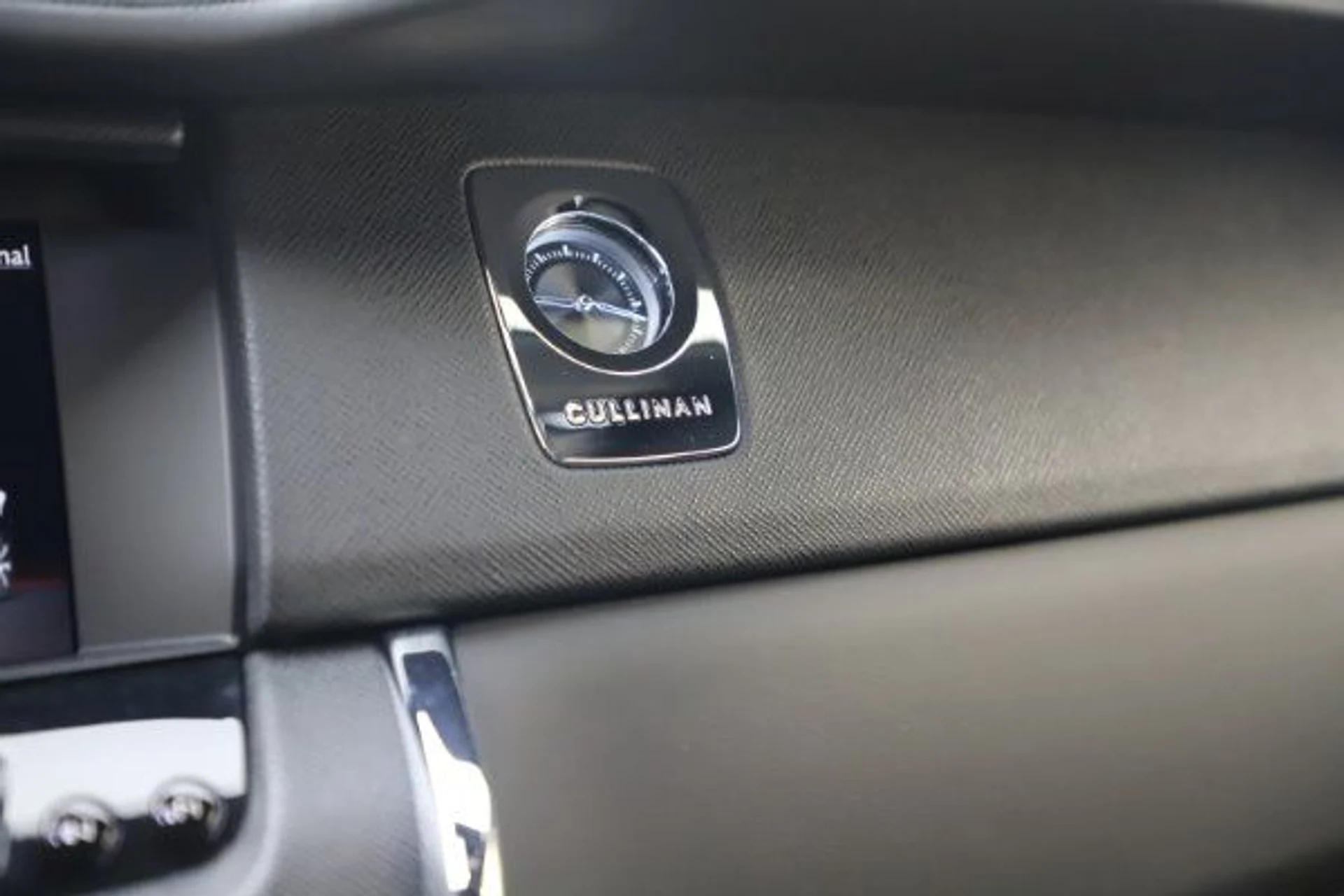 mph018_855429476_Used_2020_Rolls_Royce_Cullinan_ca48bd3c9d