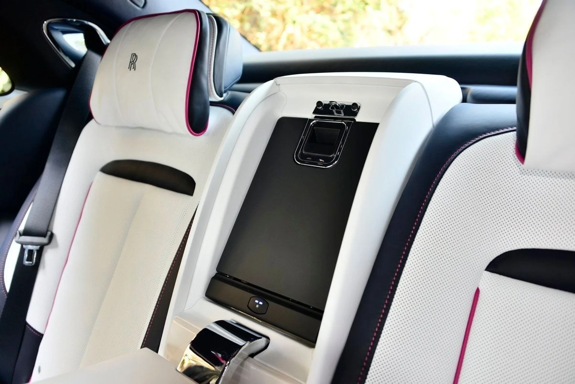 mph018_855806766_b4af557eb00887741dc5cb2e15e79a1cx_dd406ec536