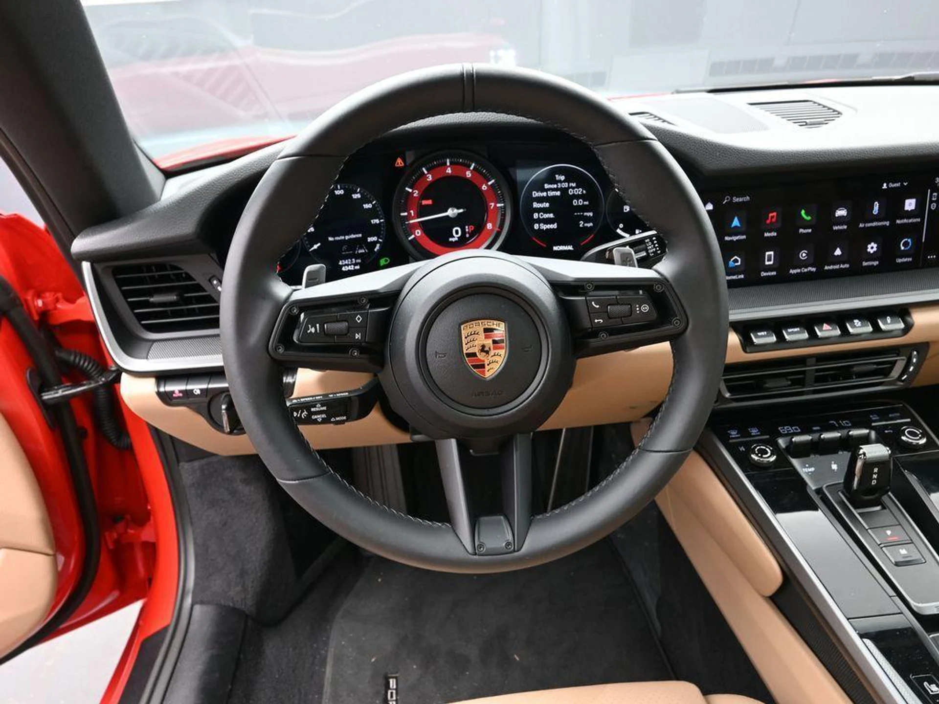 mph018_855891814_P4_F_sgmm_Et1qdse74_WD_Onrf828_I_55a08fed63