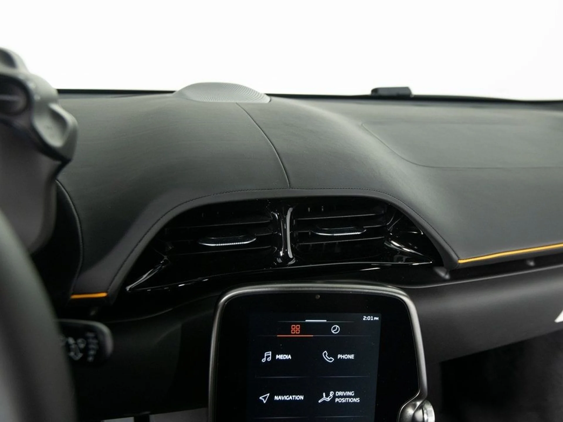 mph018_870172891_a7d5b69b9137de0895c6db8bc85f3225x_57c197937e