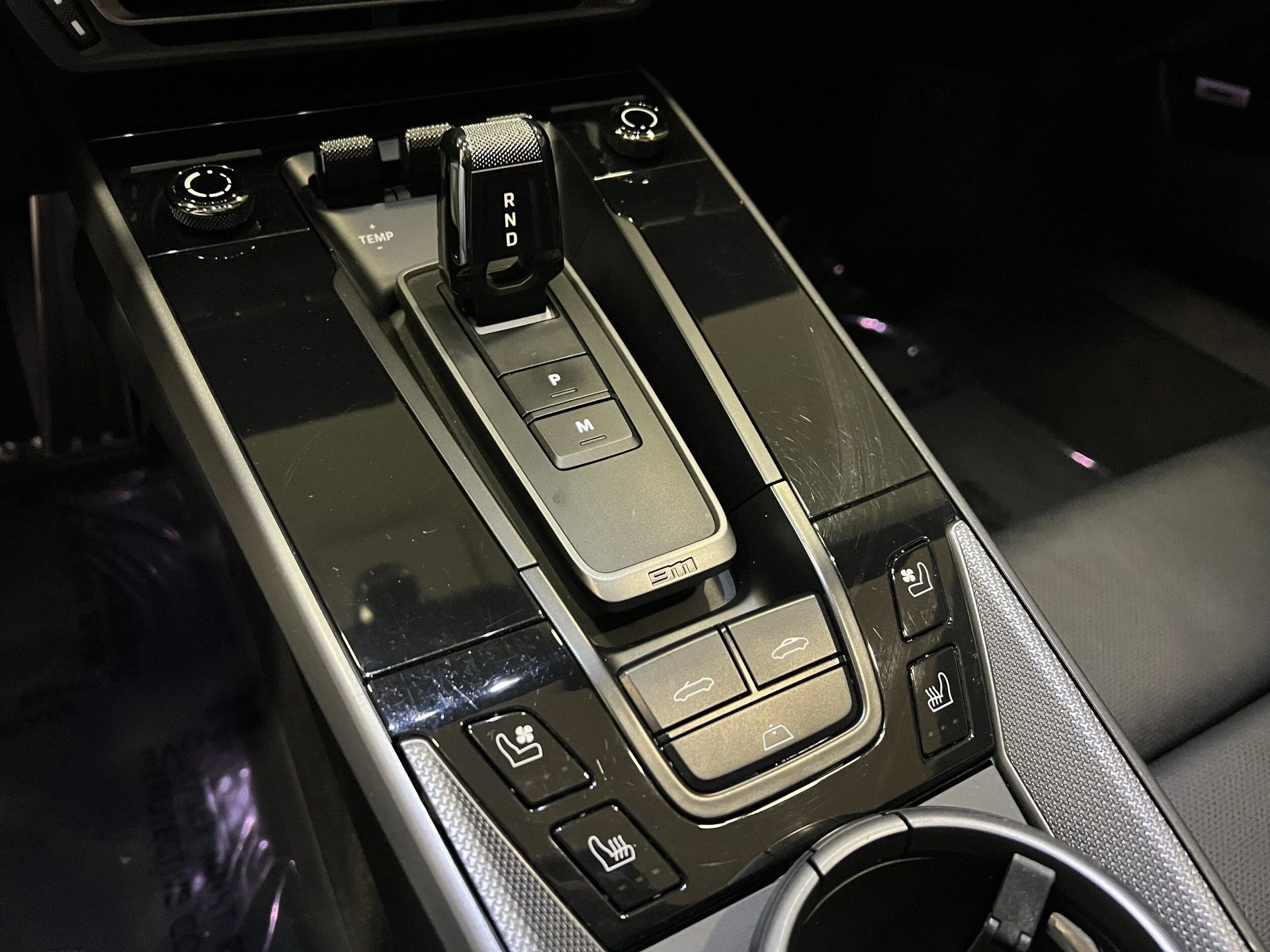 mph018_87495996_3621b3e2a02e13ebab970d6993a62662x_5f71cdafb6