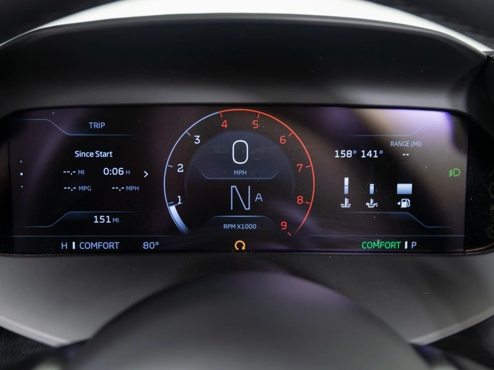 mph018_878919328_767b115d0f9743f42ecd1aae4299ed10x_ee87947013