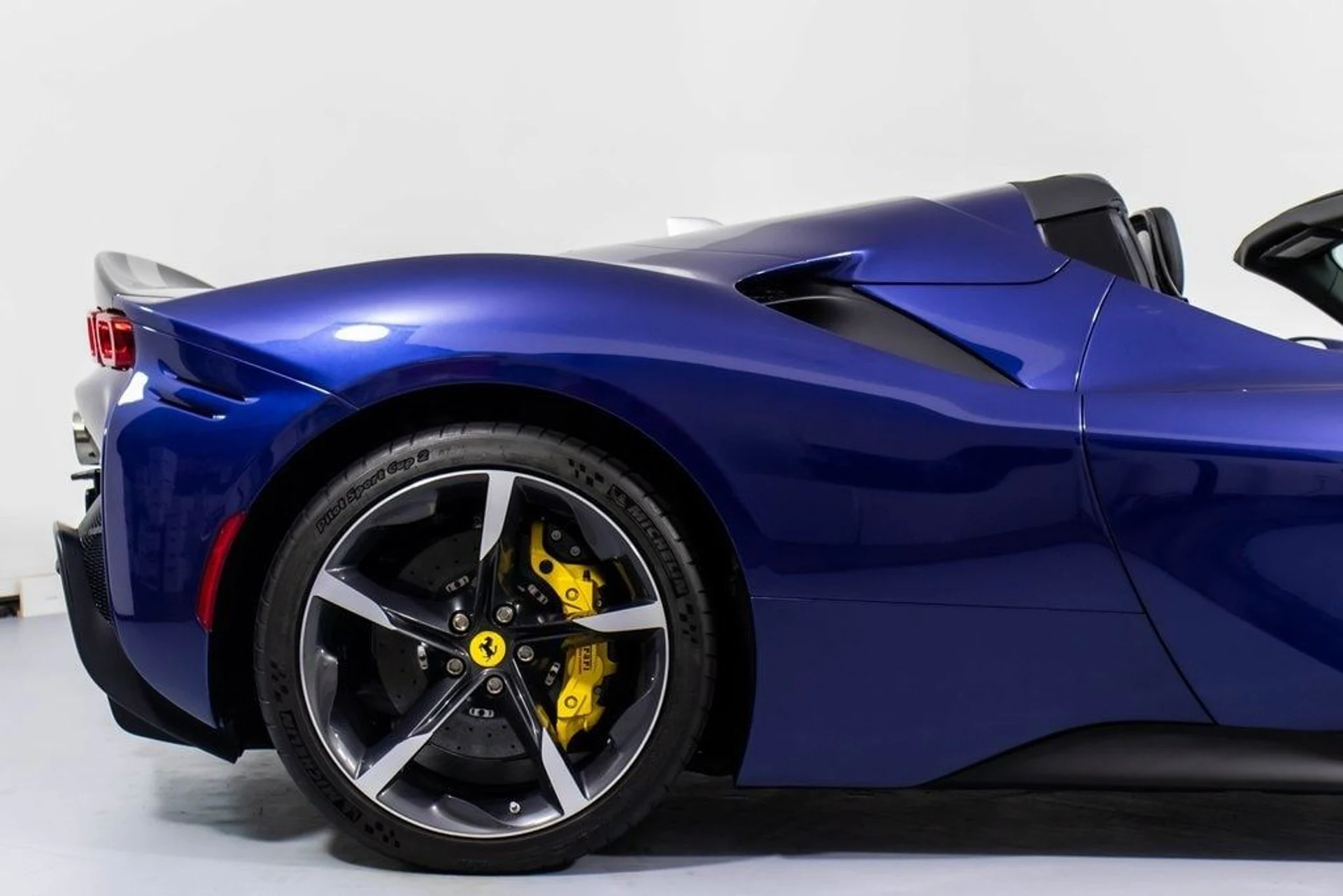 mph018_879467867_5ca1c26ff8b1a3e1957737d6b15bc614x_c91abaff9f