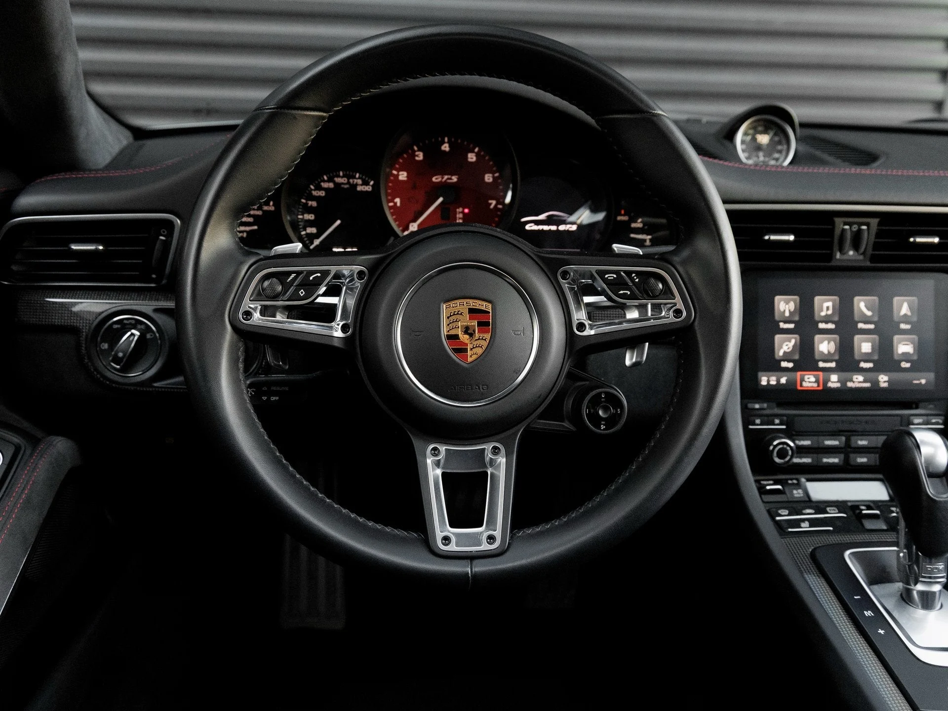 mph018_882867955_19_951385fae2