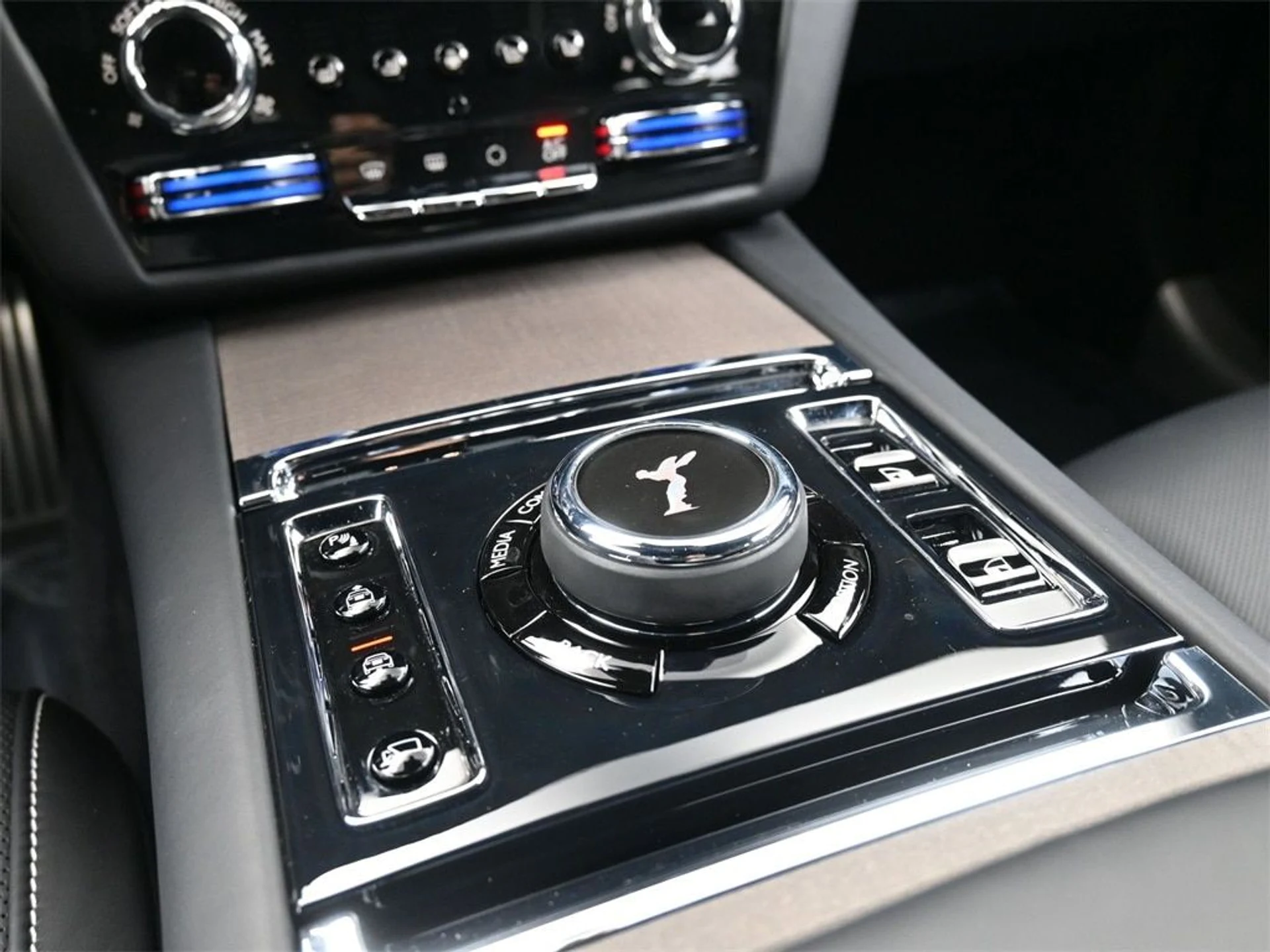 mph018_883079105_8898bac68dd500e332137781e0174974x_eac7947950