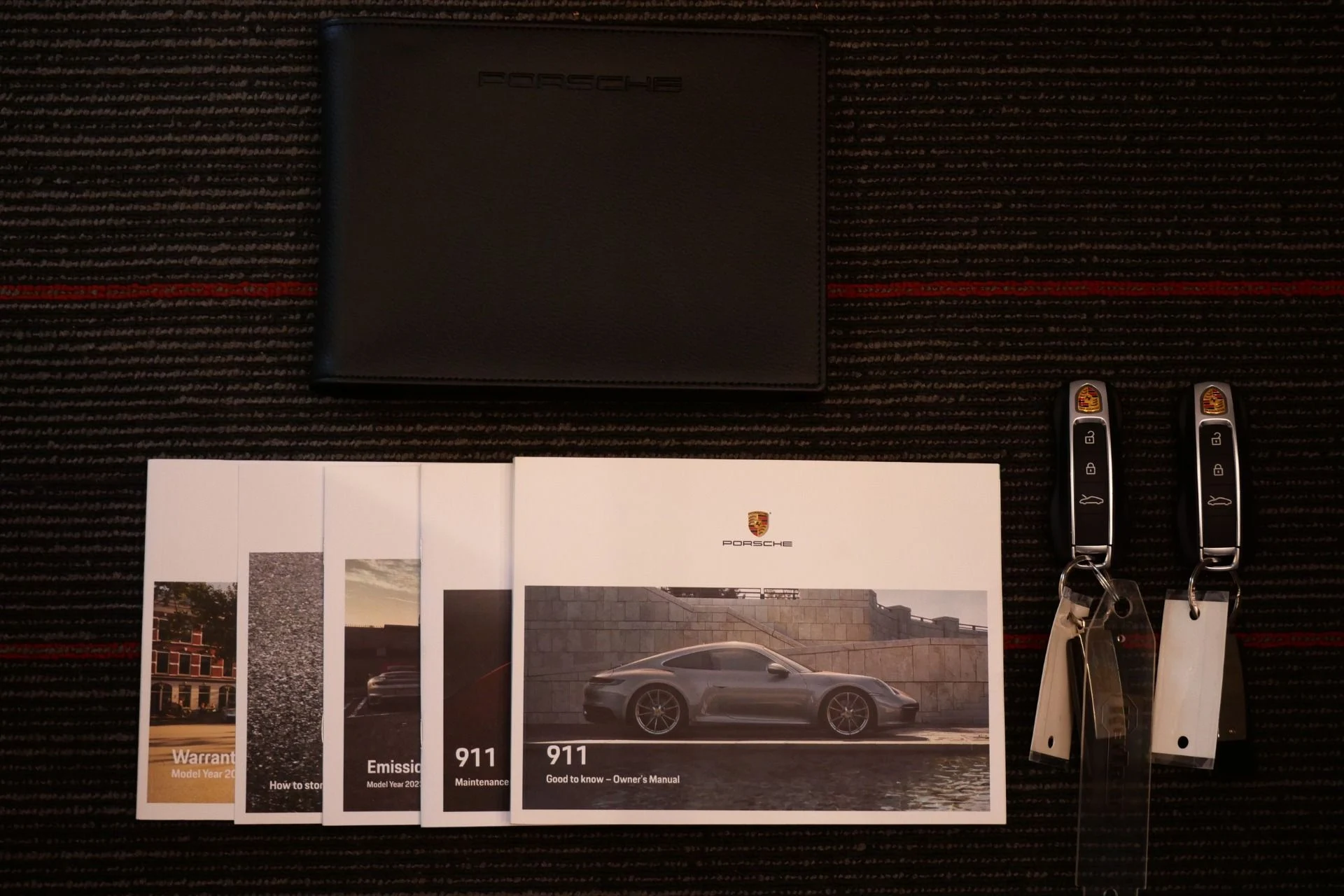 mph018_885297225_Used_2023_Porsche_911_Targa_4_GTS_1761682285_a36e2400d9