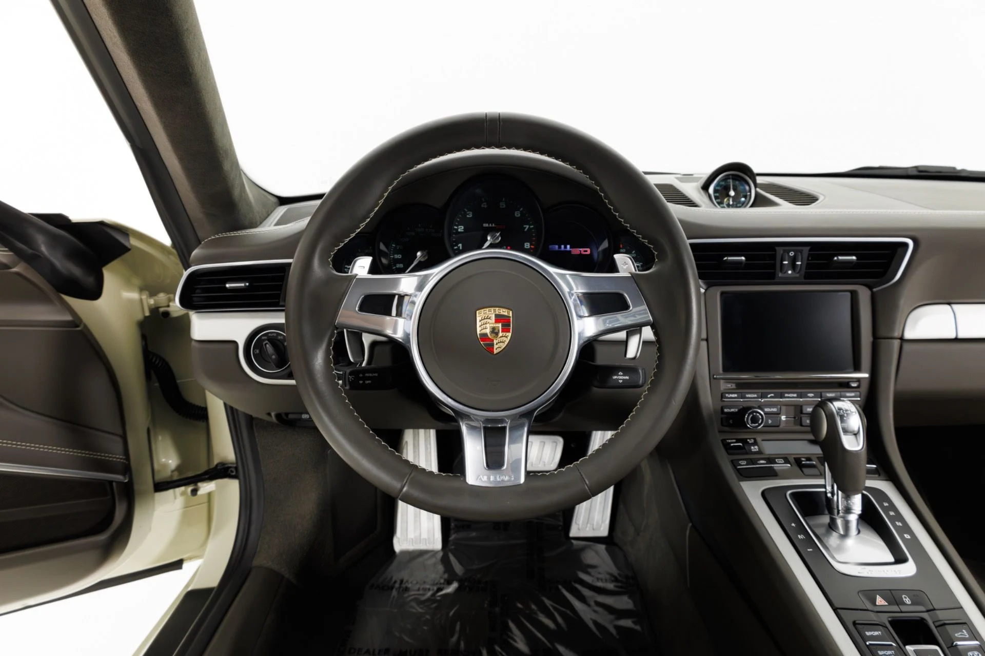 mph018_885755903_Used_2014_Porsche_911_Carrera_S_1781907468_98282fc37f