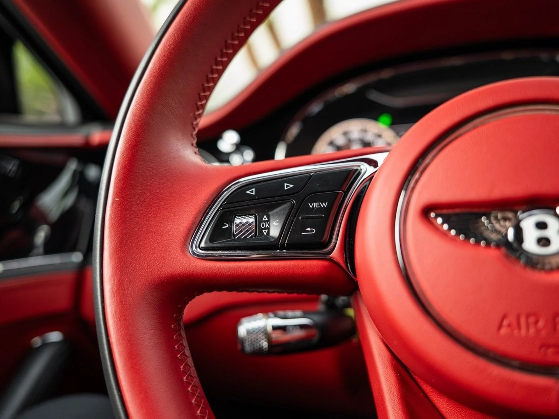 mph018_886551465_2046023421be4e6e6c71242e29660125x_6ebed84da3