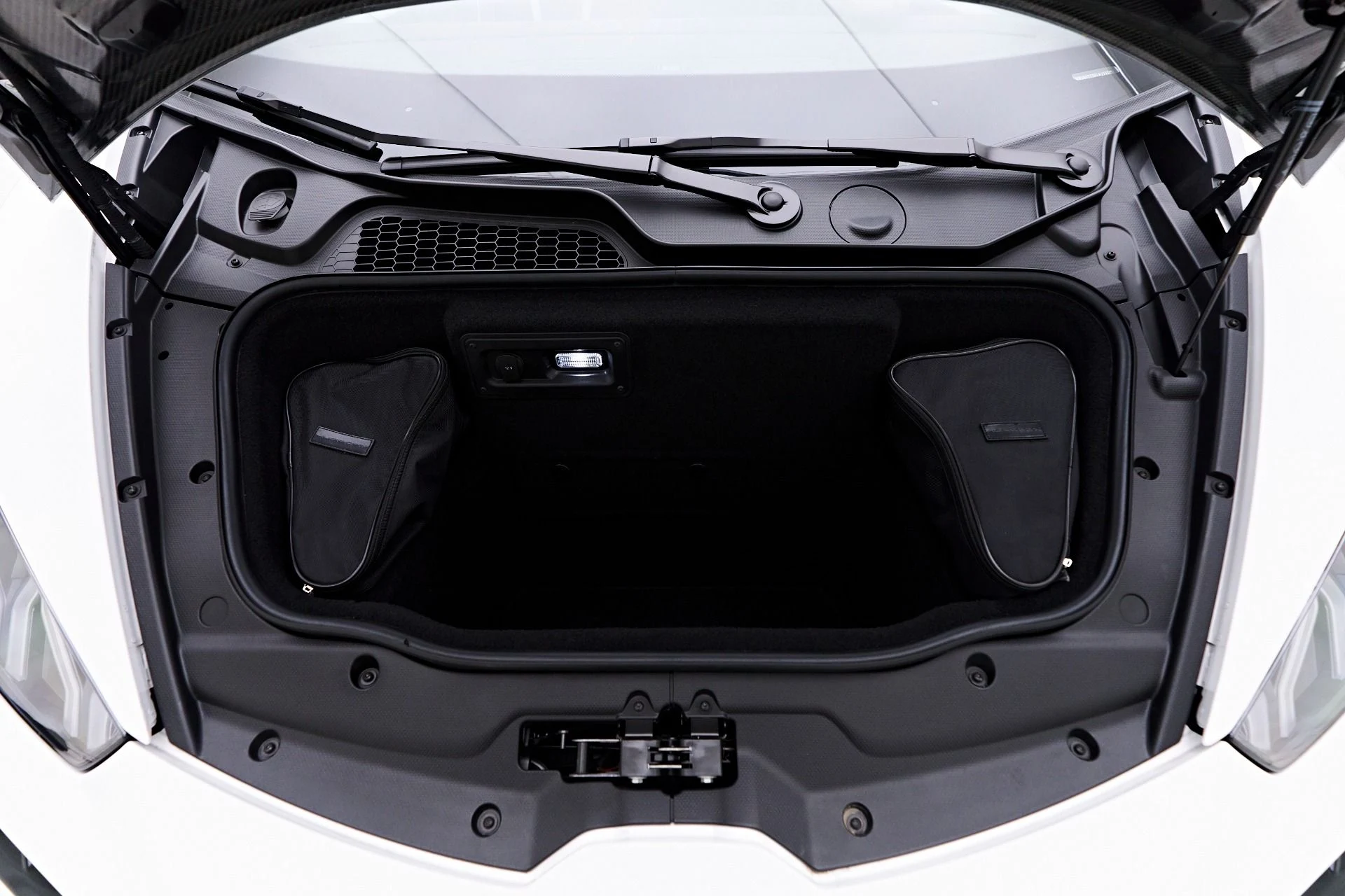 mph018_887754914_Used_2023_Lamborghini_Huracan_Tecnica_Base_1750384074_75bcfcb647