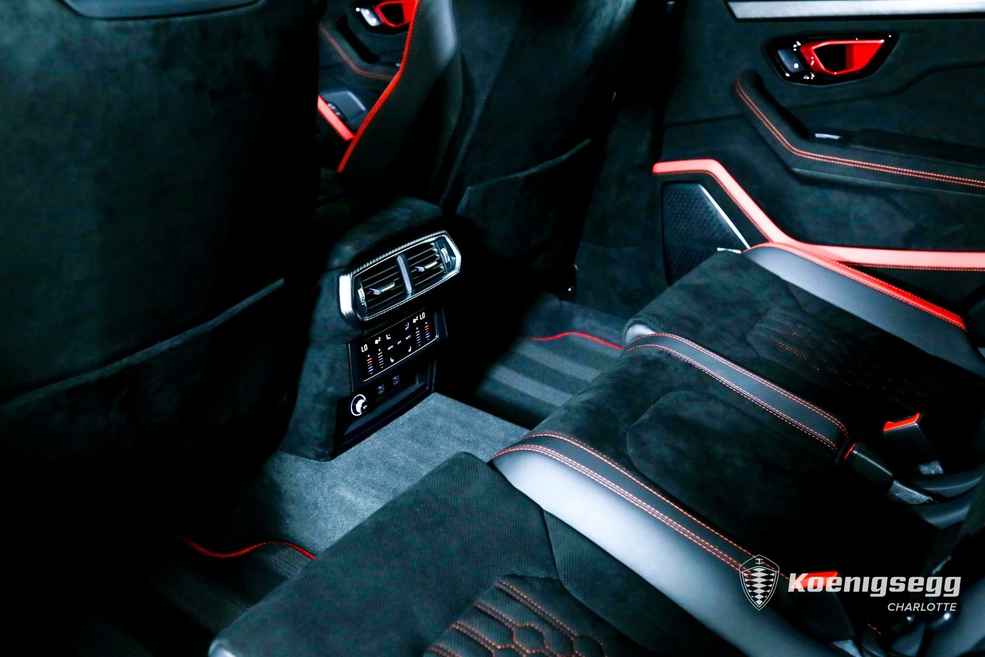 mph018_888127670_Used_2023_Lamborghini_Urus_Performante_1746560193_1ebd51da56