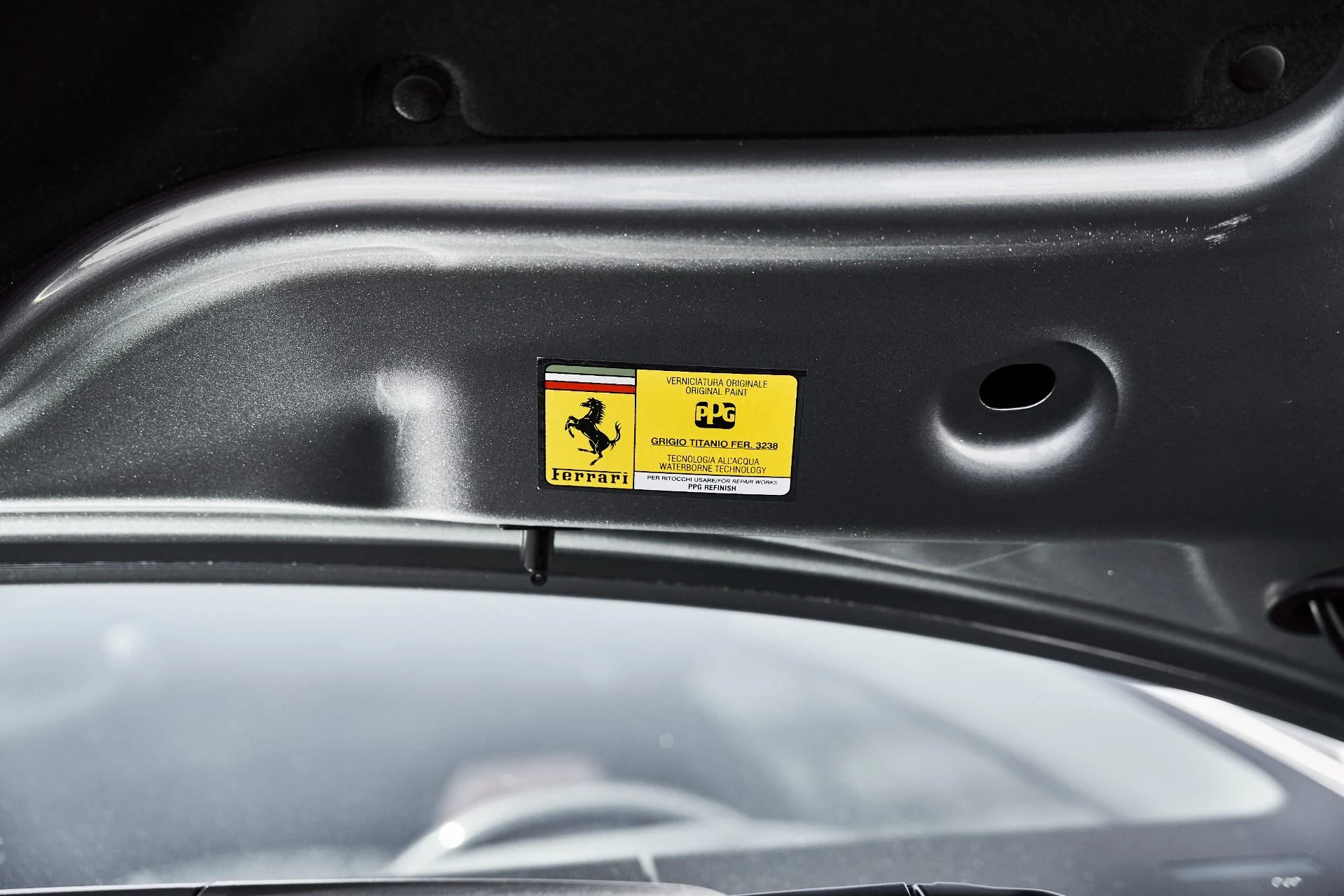 mph018_888383489_Used_2018_Ferrari_GTC_4_Lusso_V12_1775612014_6e5a37b26e