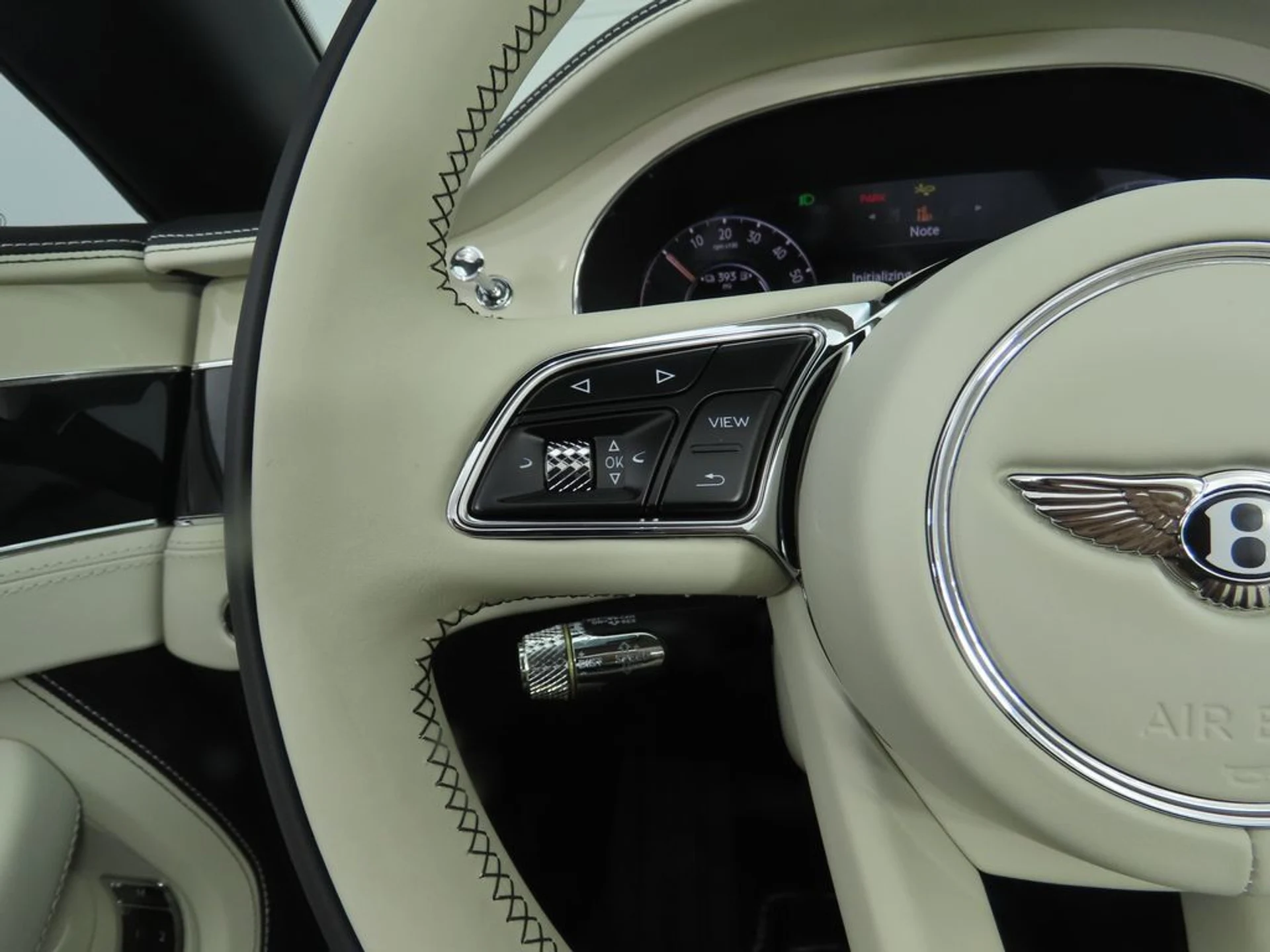mph018_892926612_new_2025_bentley_continental_gtblackeditionconvertible_8119_22910189_19_1024_2567f82da2