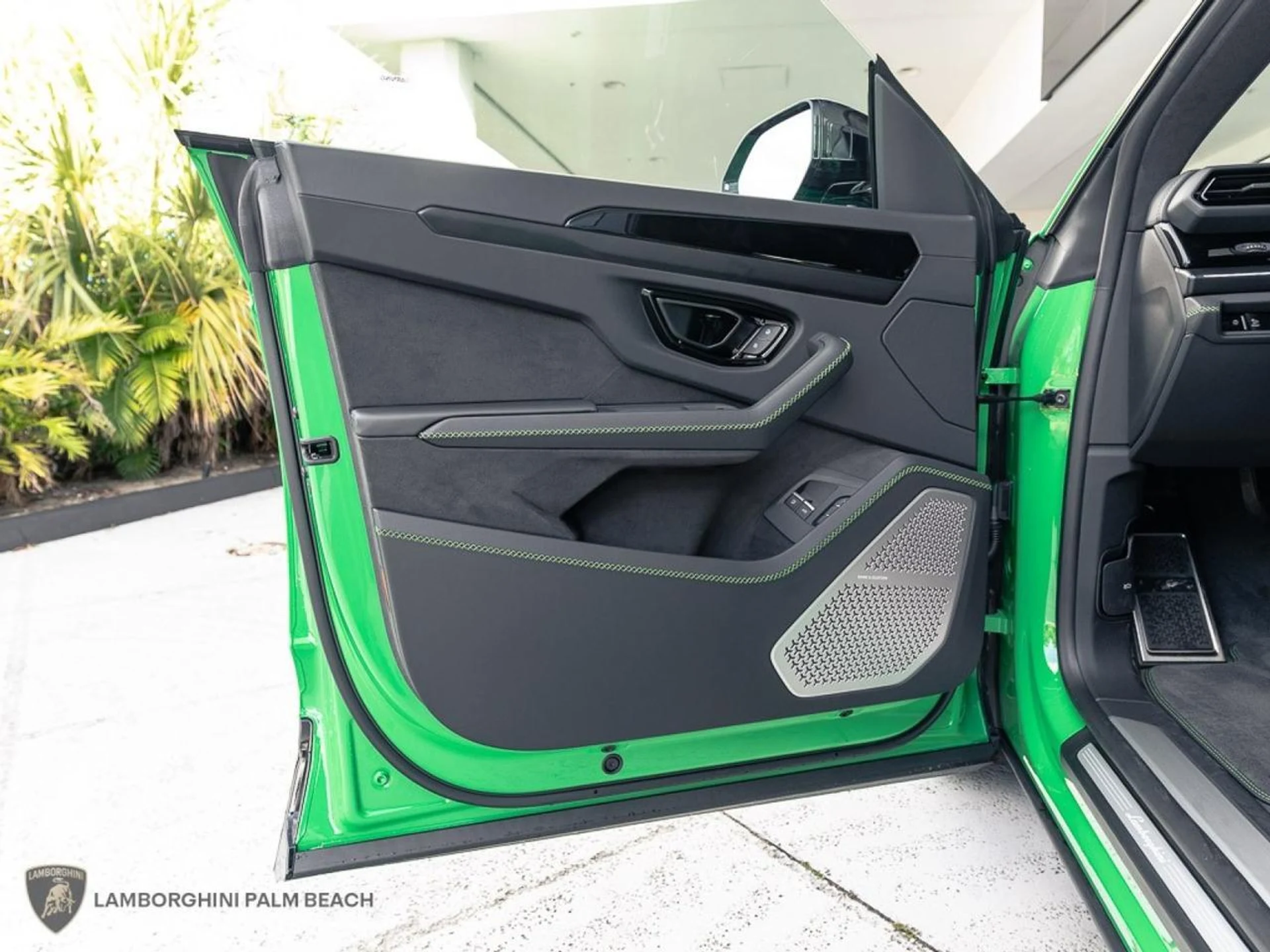 mph018_894725210_4048ee1ae49f0ec6bc788e72a970c706_a4b4c541a5