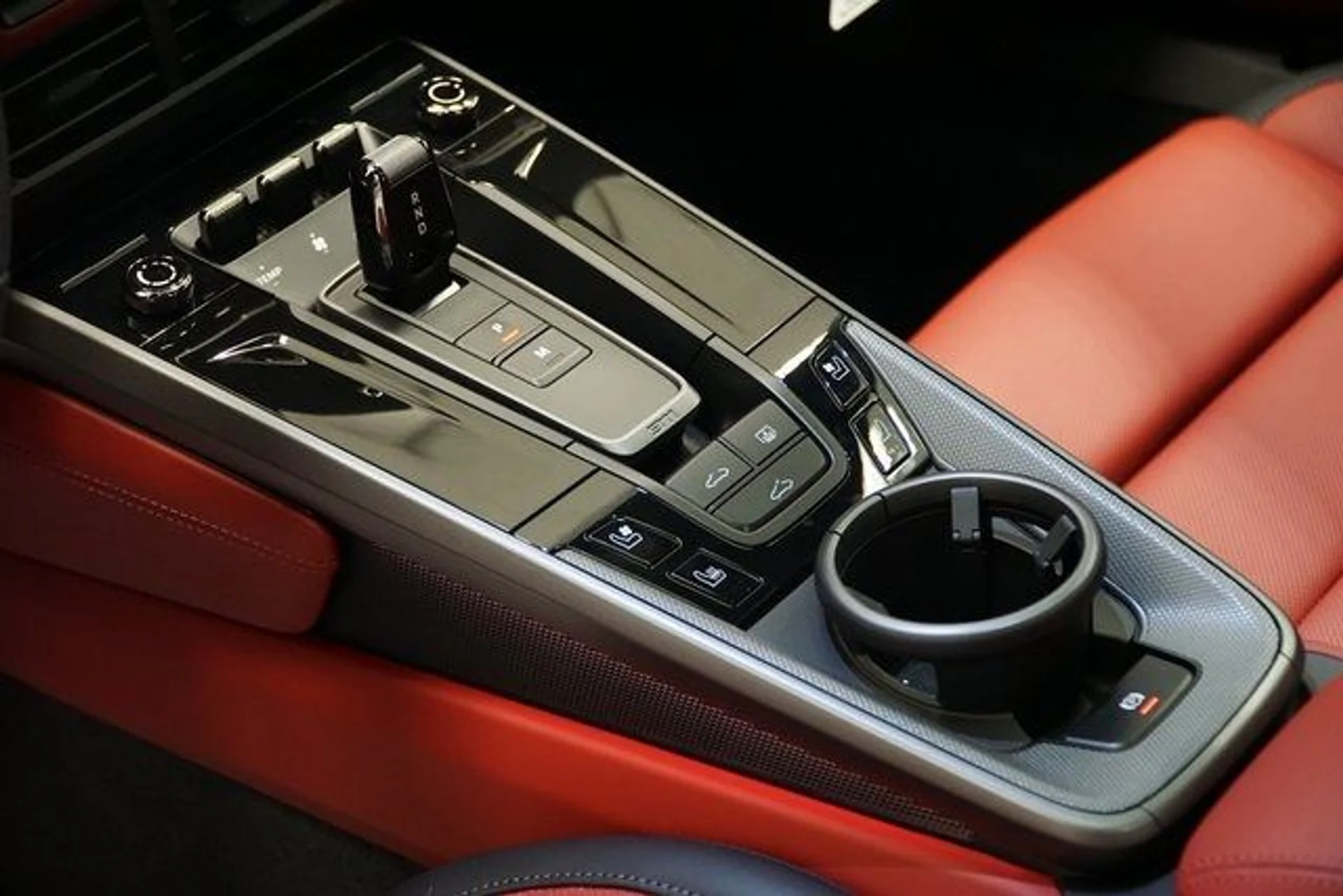 mph018_894785106_3e5bf270466319bef1b70f4fc7e18484_672391e0d3