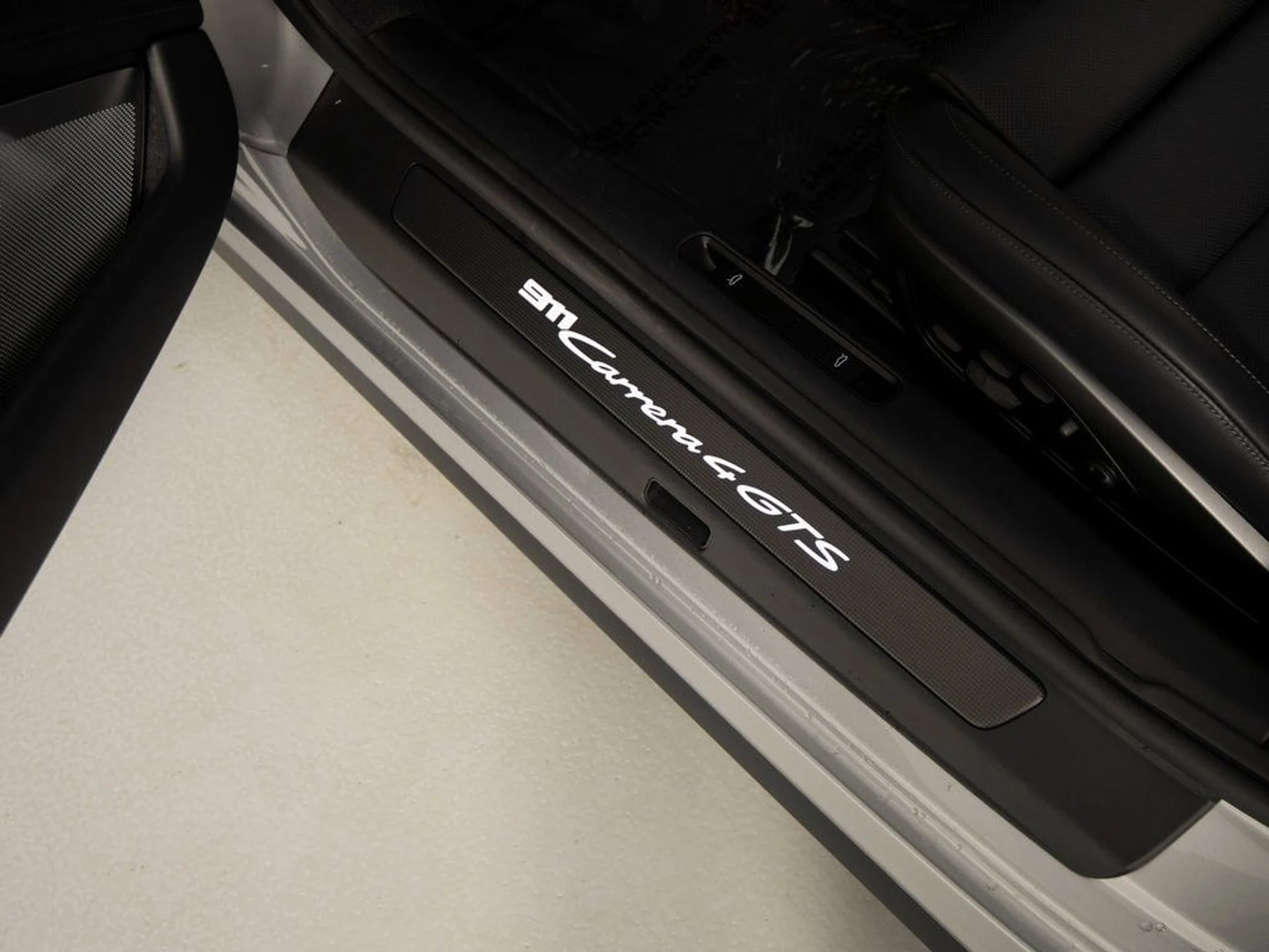 mph018_909596200_86baaec4efef50e25c2655871b7dc6d4x_c2a1a6a115