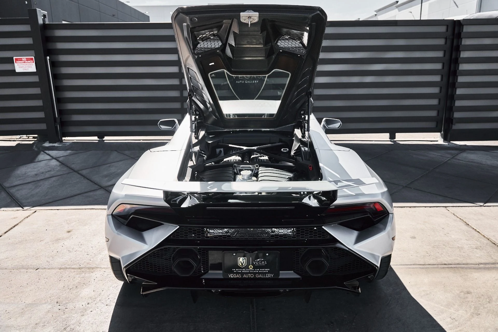 mph018_910944166_Used_2023_Lamborghini_Huracan_Tecnica_Base_1777013677_e4635ada5b