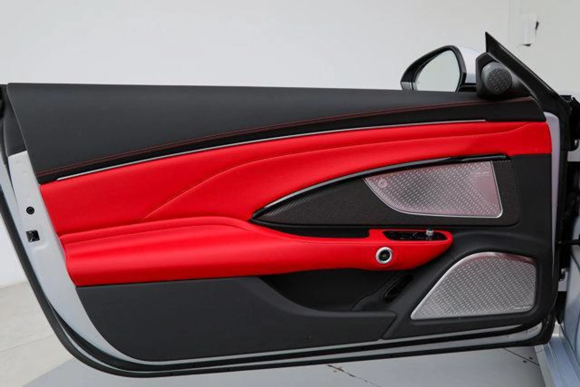 mph018_91890106_R_Lh_Bhrg3_Ci_Ol_Hk_AVN_3_Qr_O_0_Xk_U_e0ca62f016