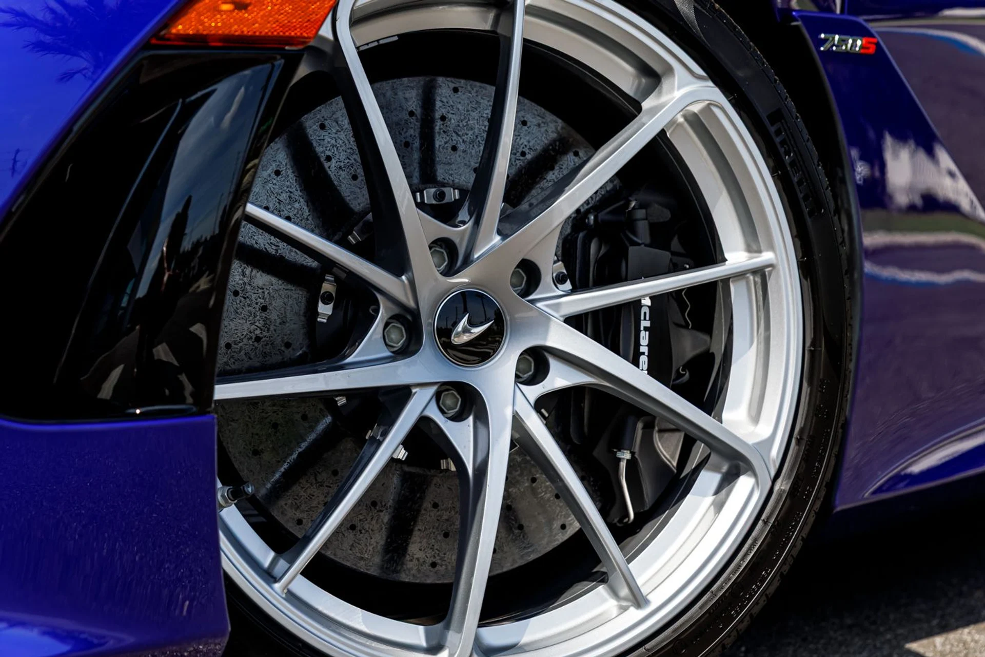 mph018_919460883_590_p19_l_458c9913c9