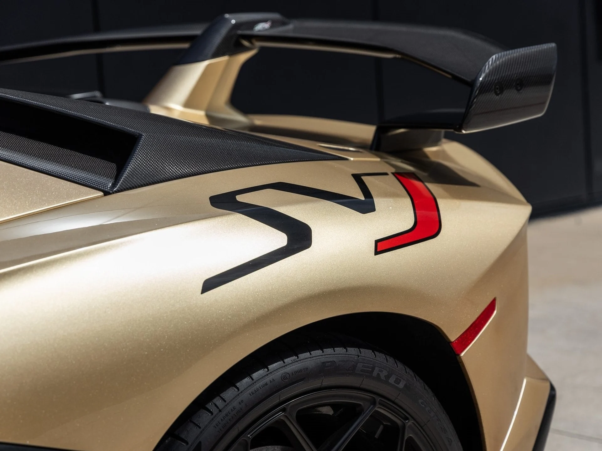 mph018_923025116_19_a2d43f6e63